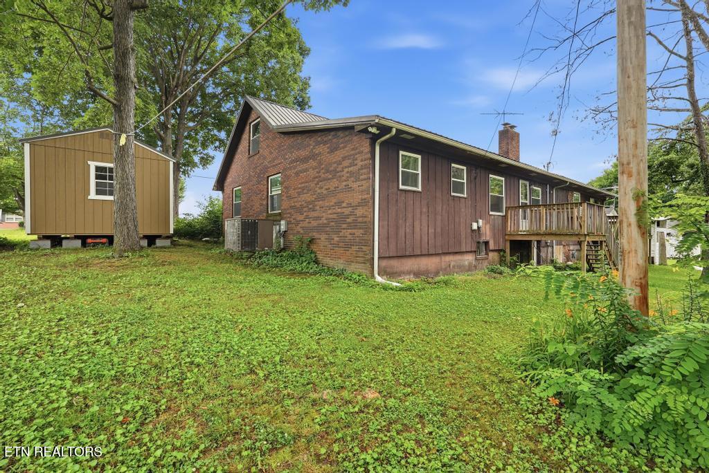 553 Lafayette Road Red Boiling Springs TN 37150
