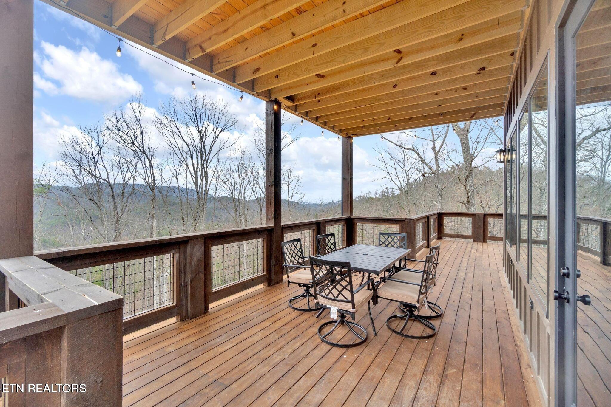 5016 Long Rifle Road Walland TN 37886