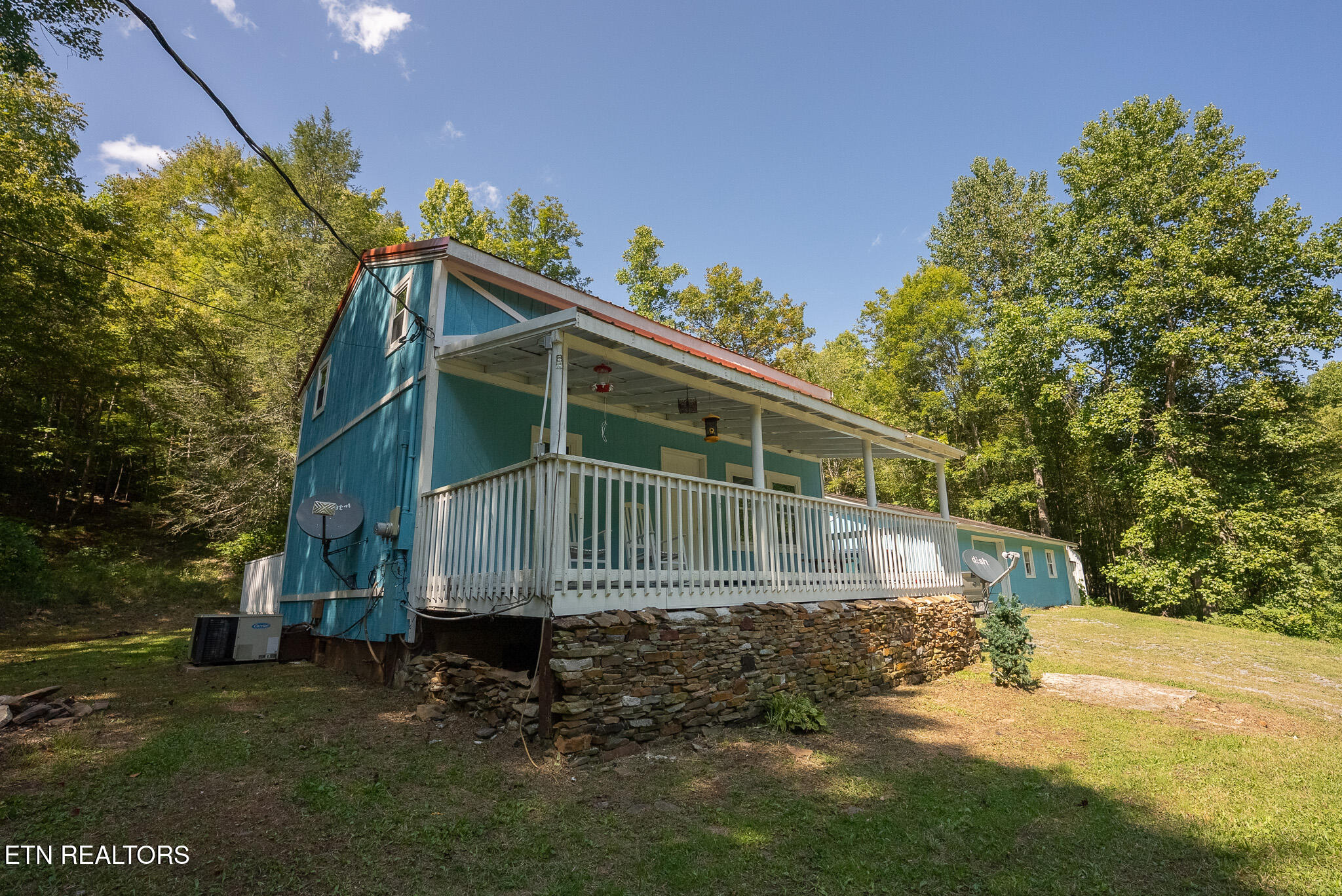 997 Miller Hollow Road Bean Station TN 37708