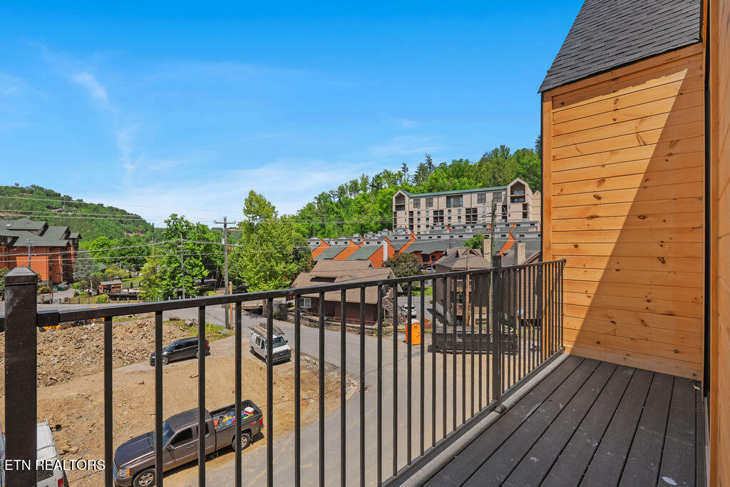 215 Circle Drive Gatlinburg TN 37738