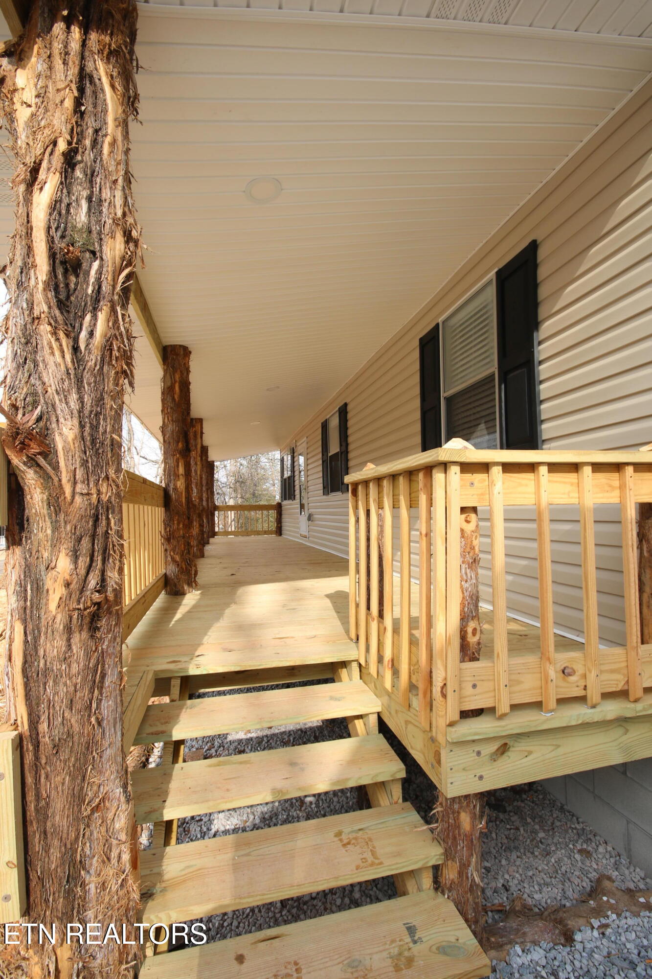 580 County Road 461 Englewood TN 37329