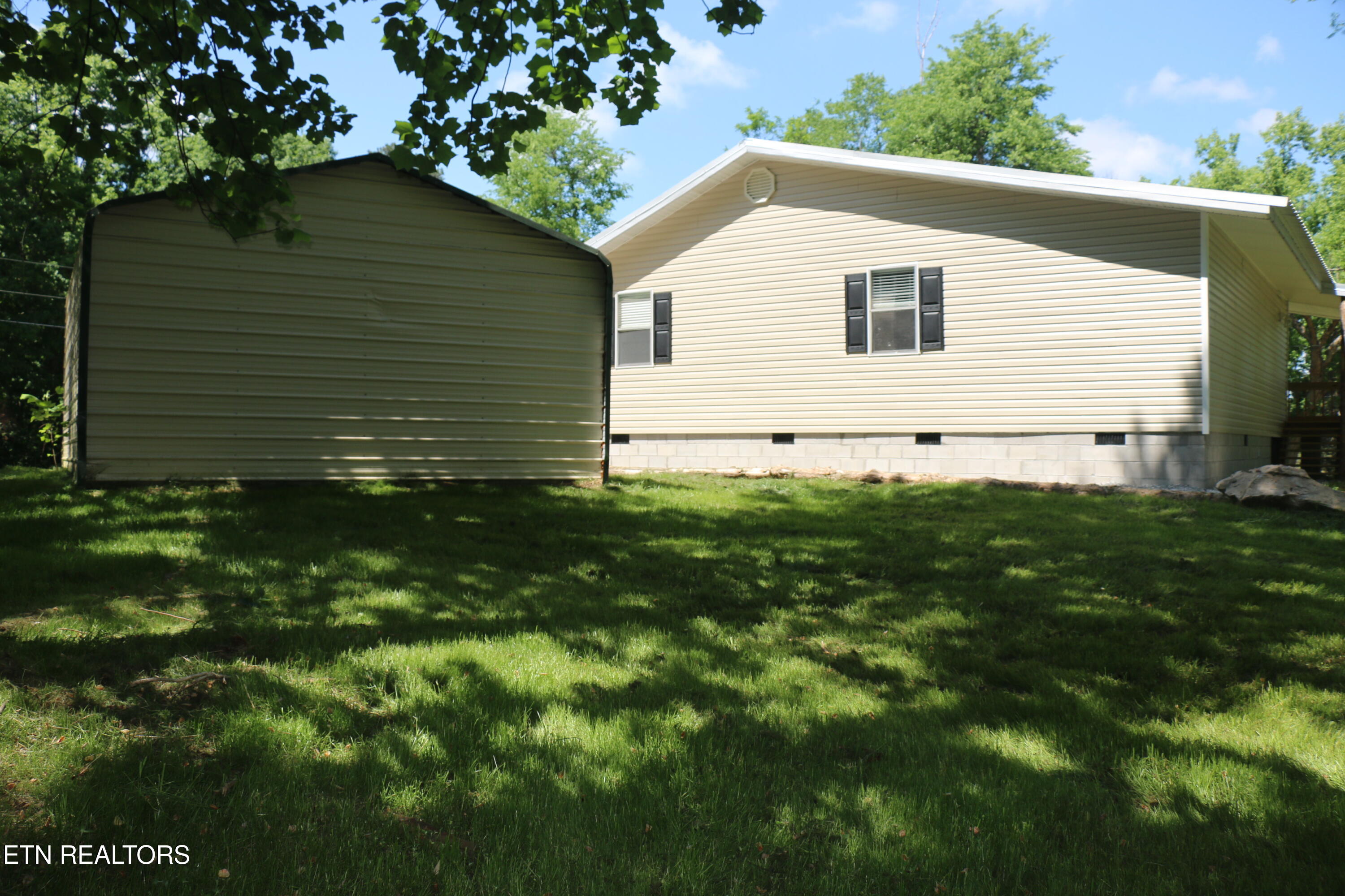 580 County Road 461 Englewood TN 37329