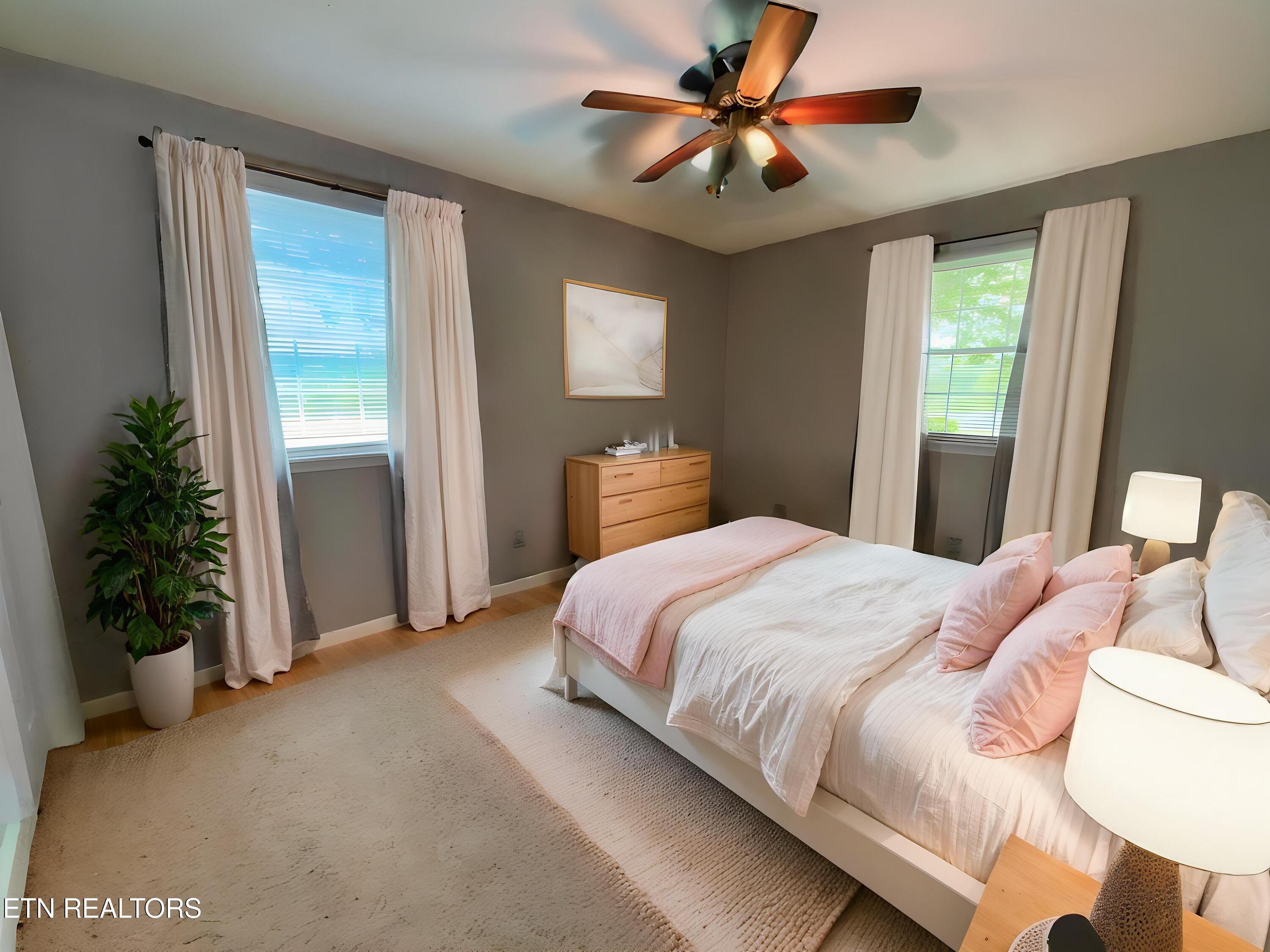 155 Valley View Road Lafollette TN 37766