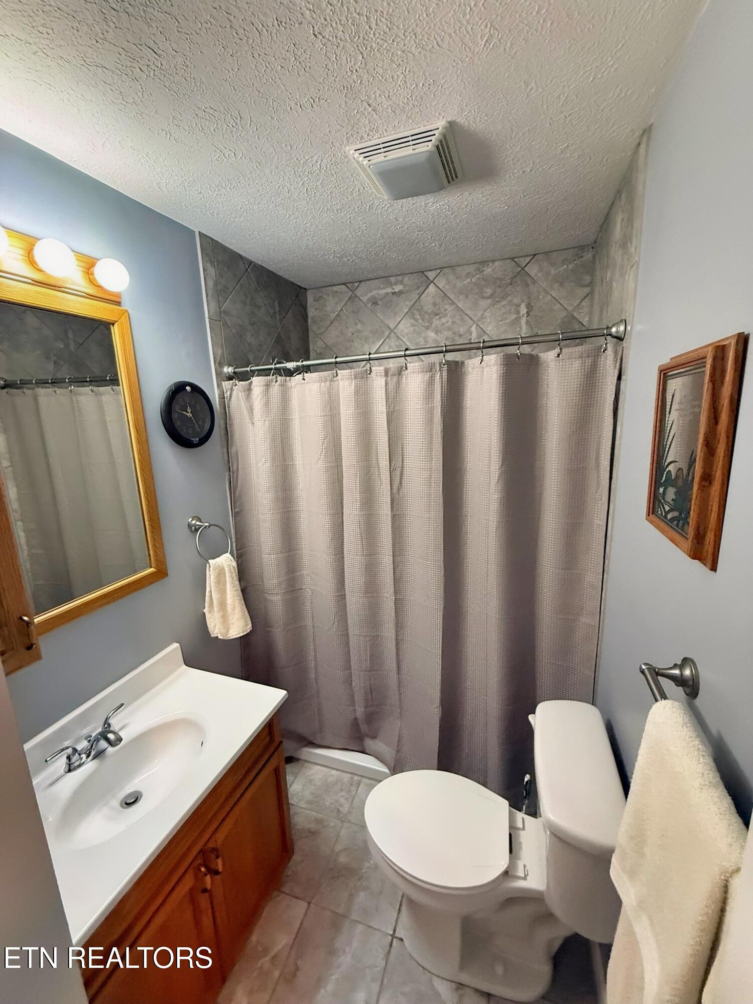 155 Valley View Road Lafollette TN 37766