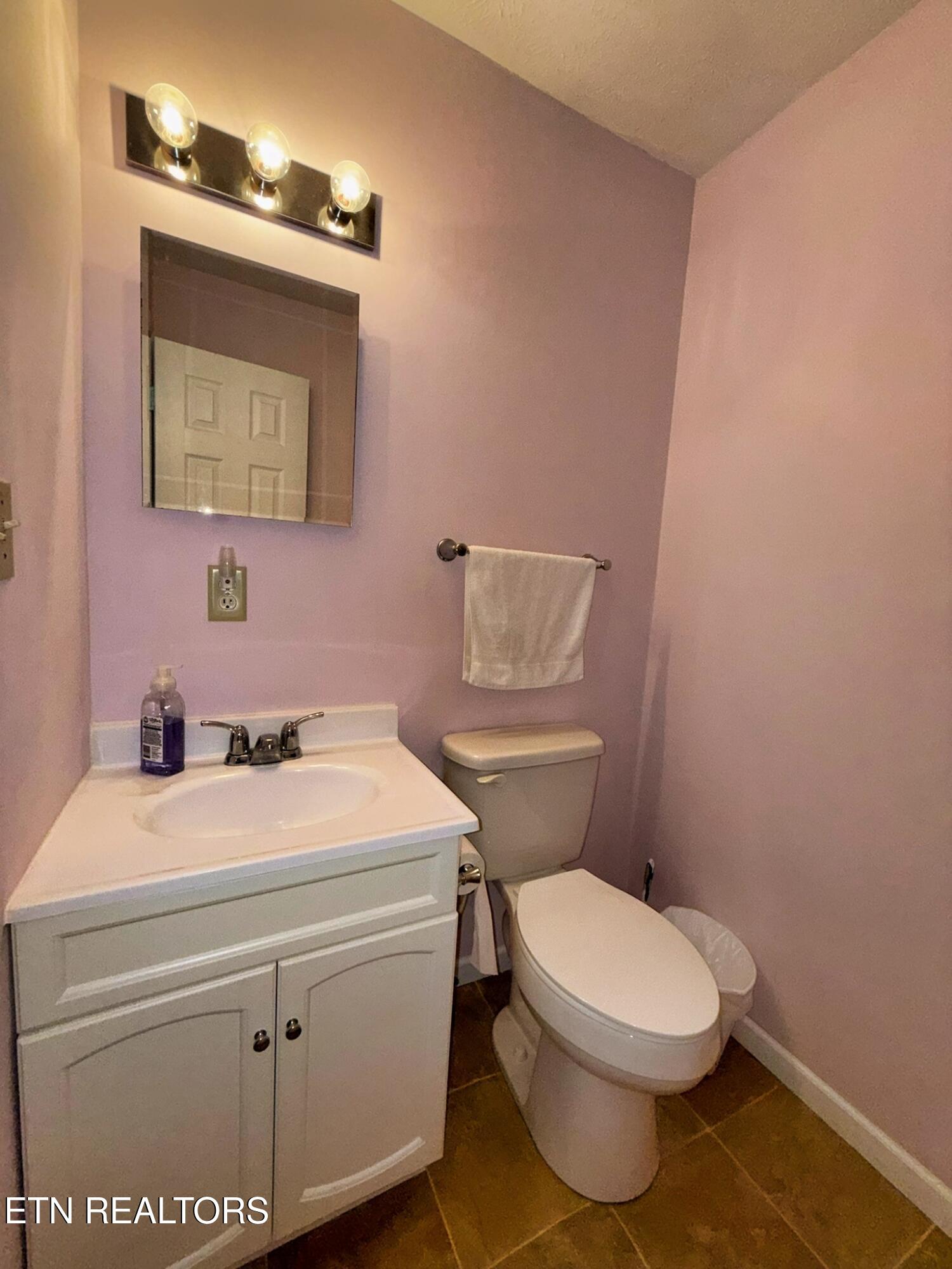 155 Valley View Road Lafollette TN 37766