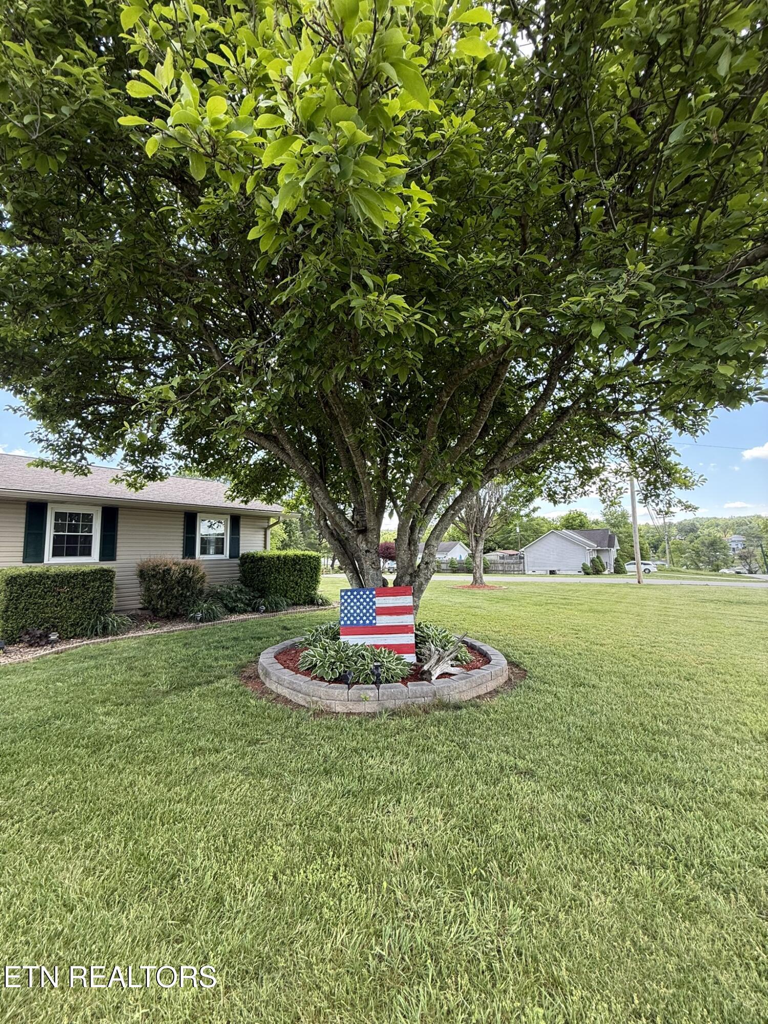 155 Valley View Road Lafollette TN 37766