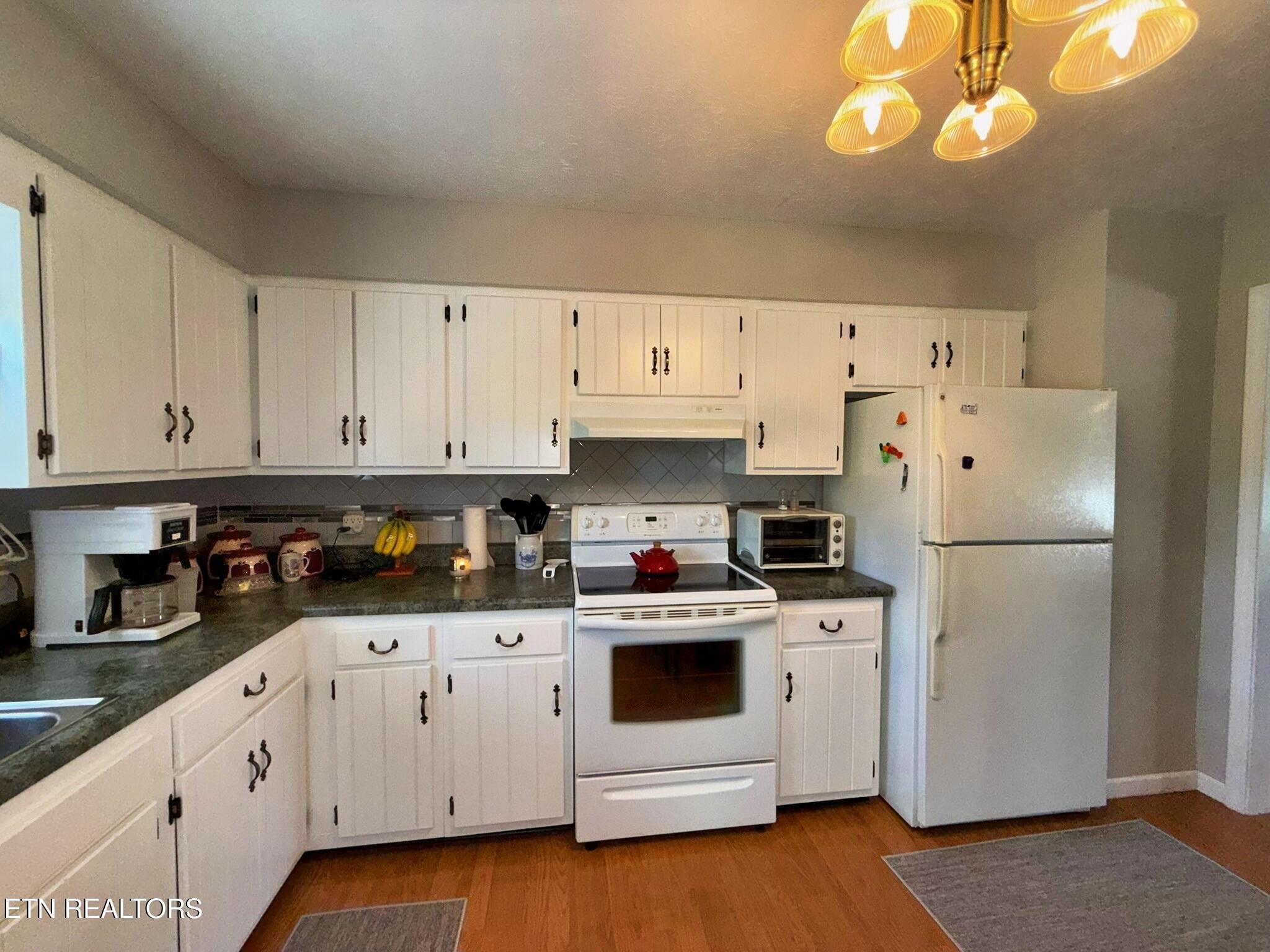 155 Valley View Road Lafollette TN 37766