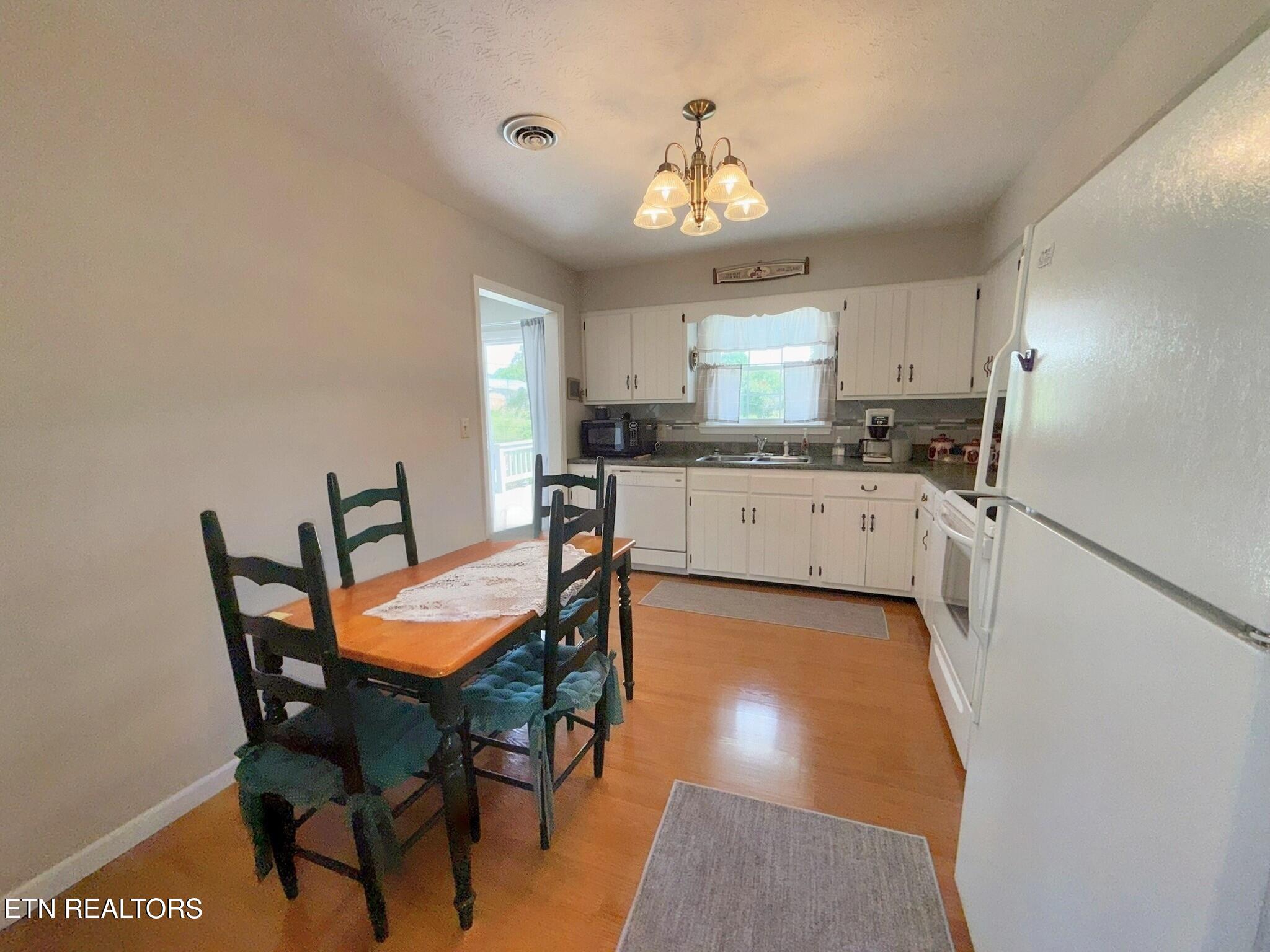 155 Valley View Road Lafollette TN 37766