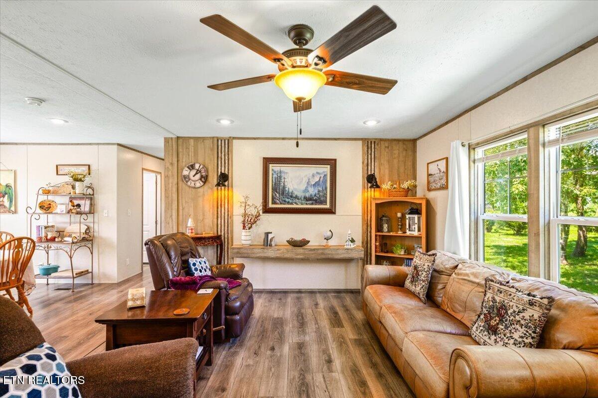 387 Price Drive Speedwell TN 37870