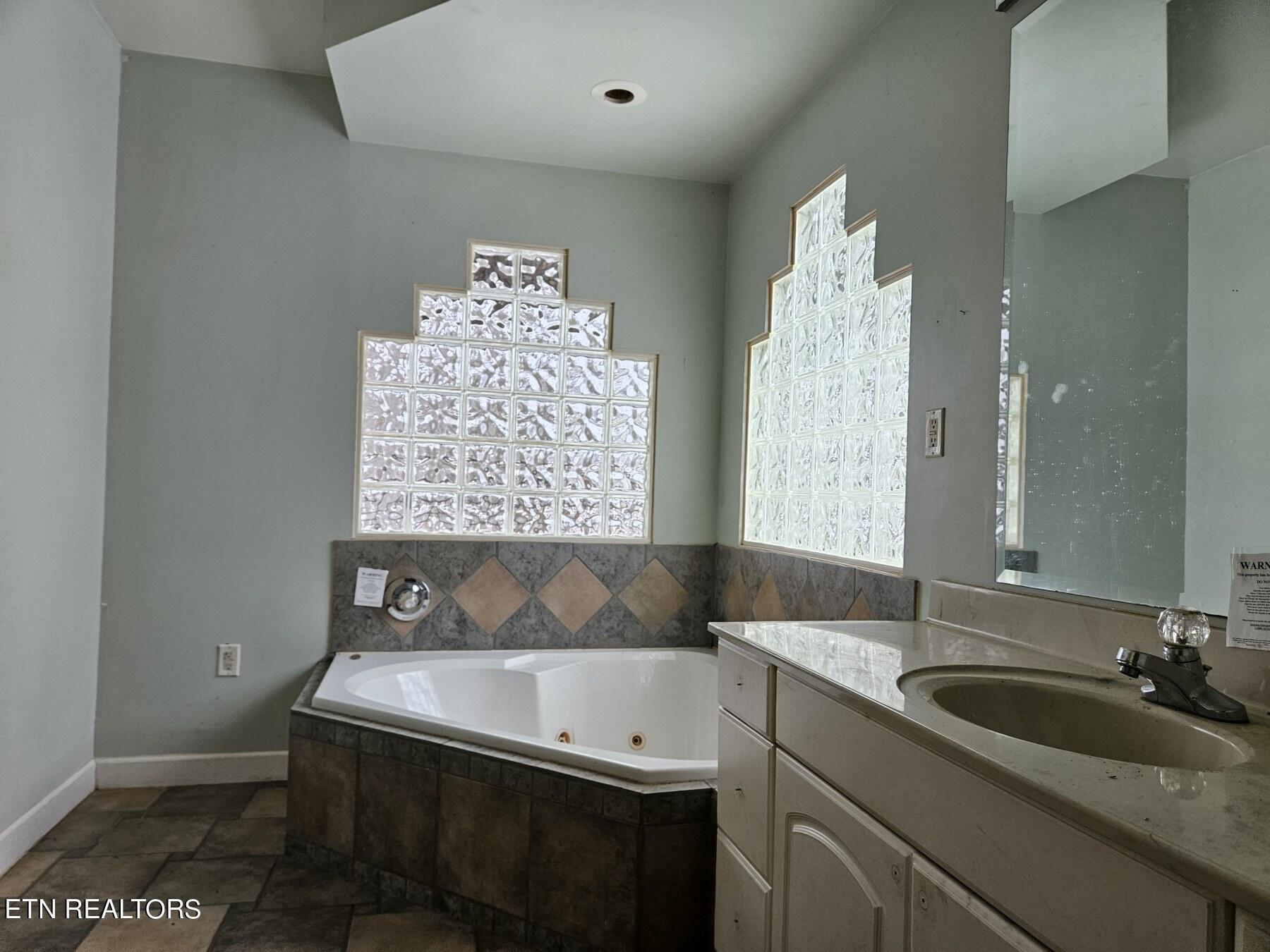 722 Trenton Street Harriman TN 37748