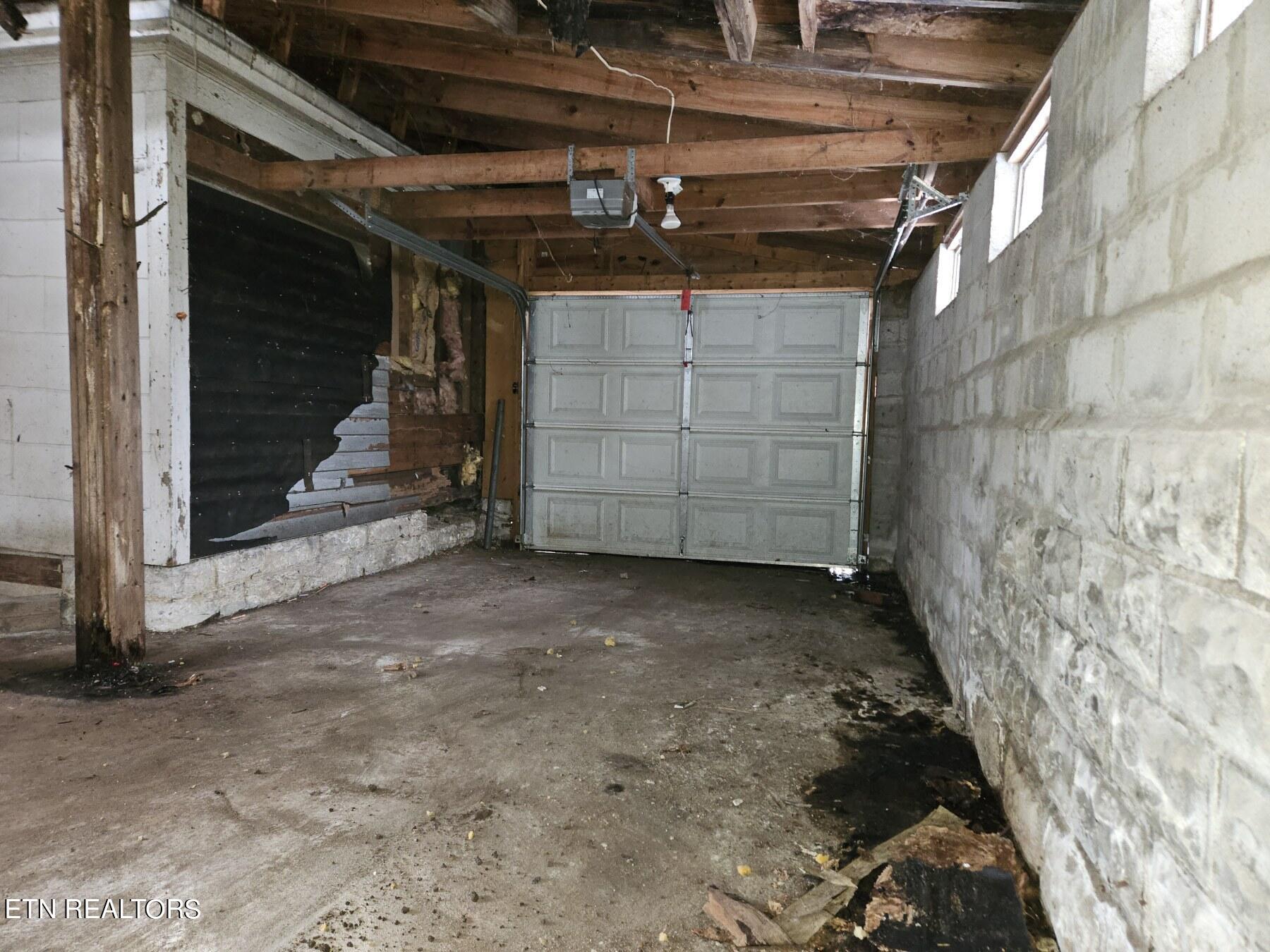722 Trenton Street Harriman TN 37748