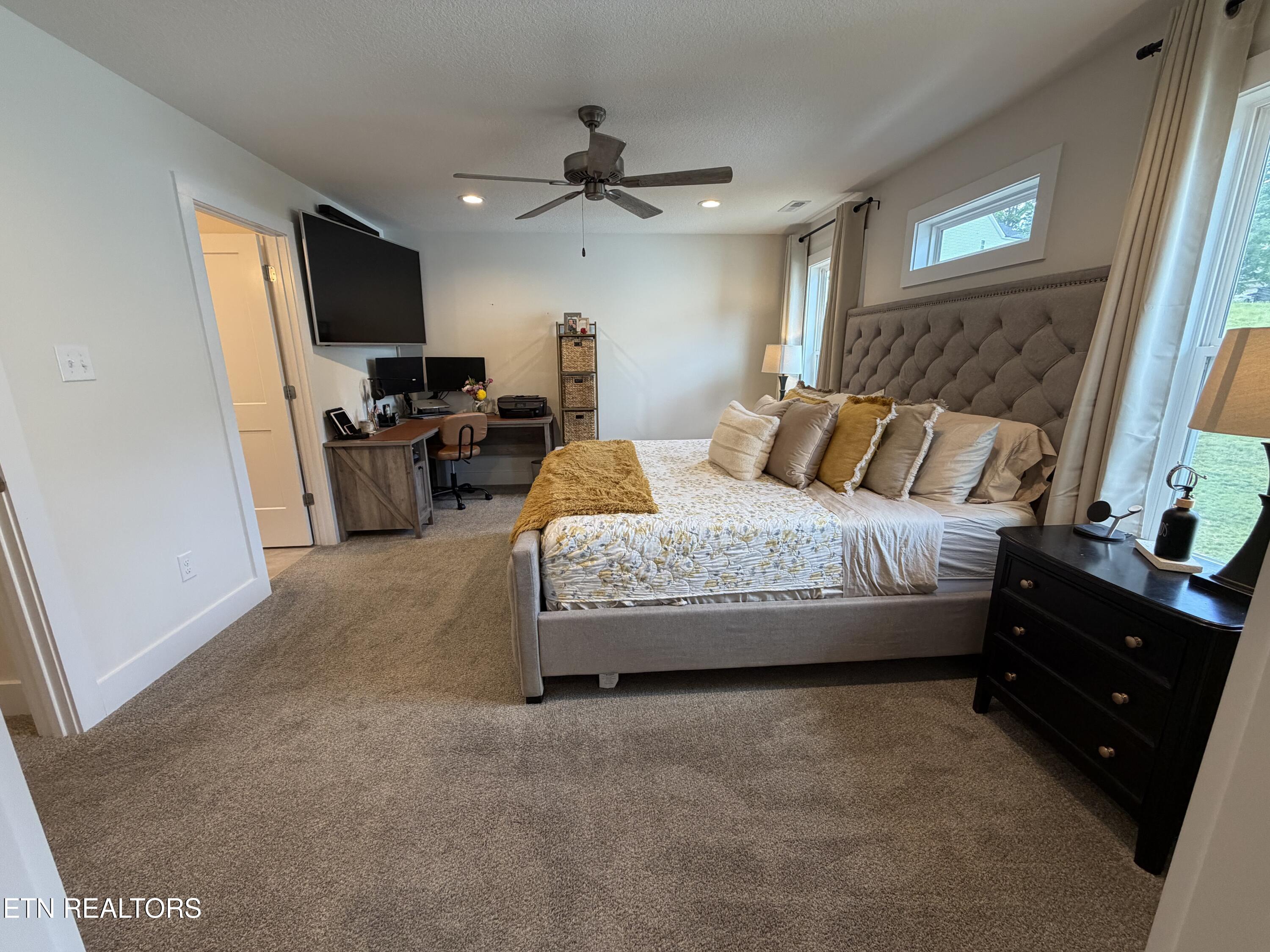 2217 Shylah Mia Lane Knoxville TN 37932
