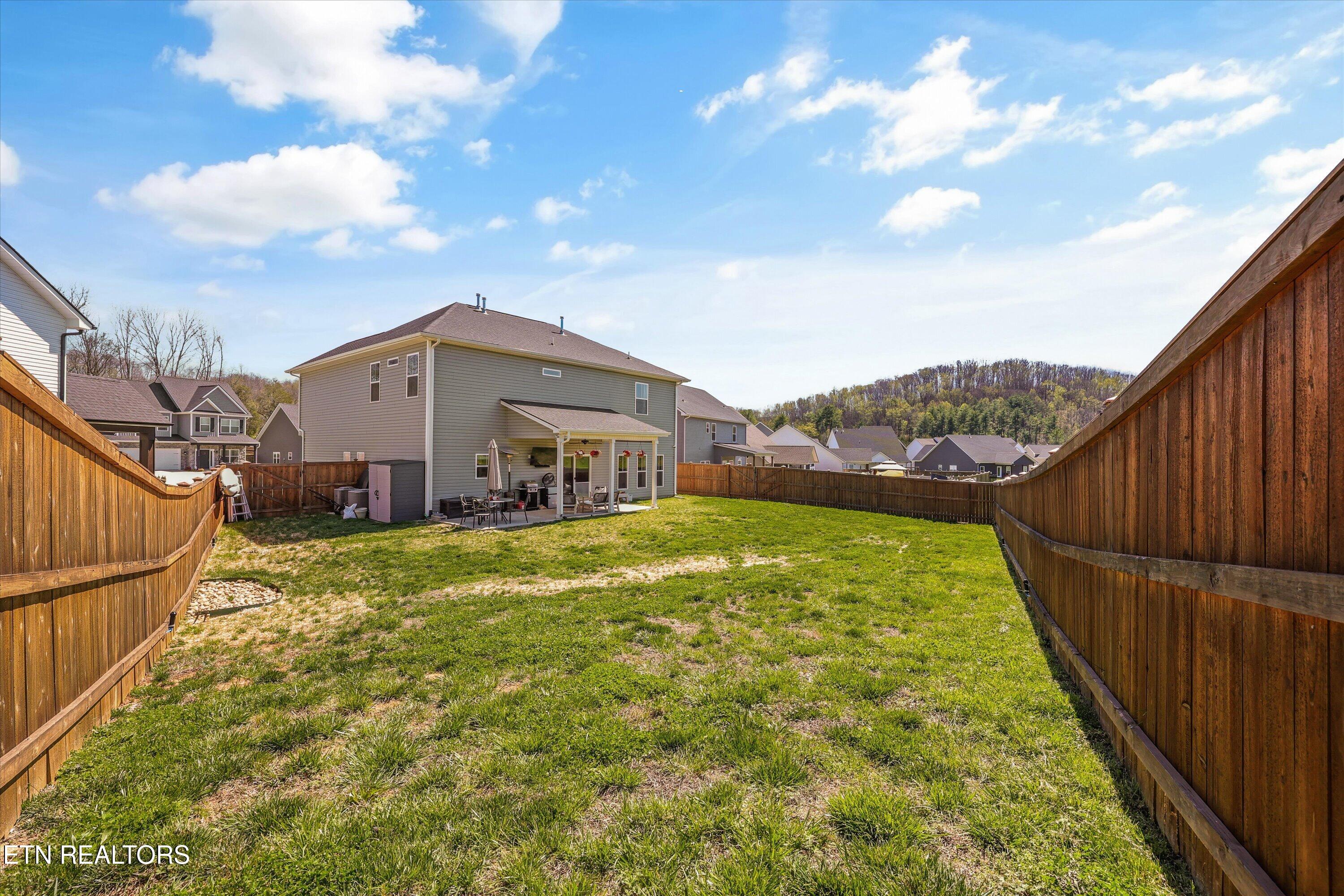 2217 Shylah Mia Lane Knoxville TN 37932