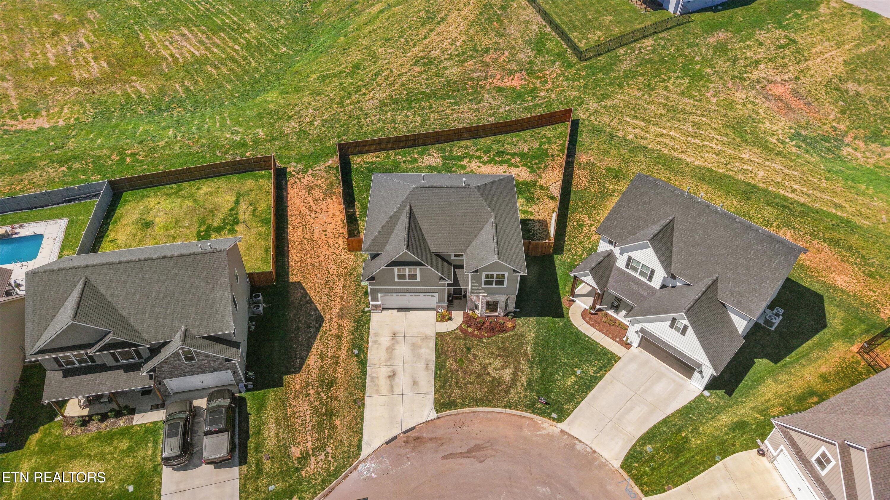 2217 Shylah Mia Lane Knoxville TN 37932