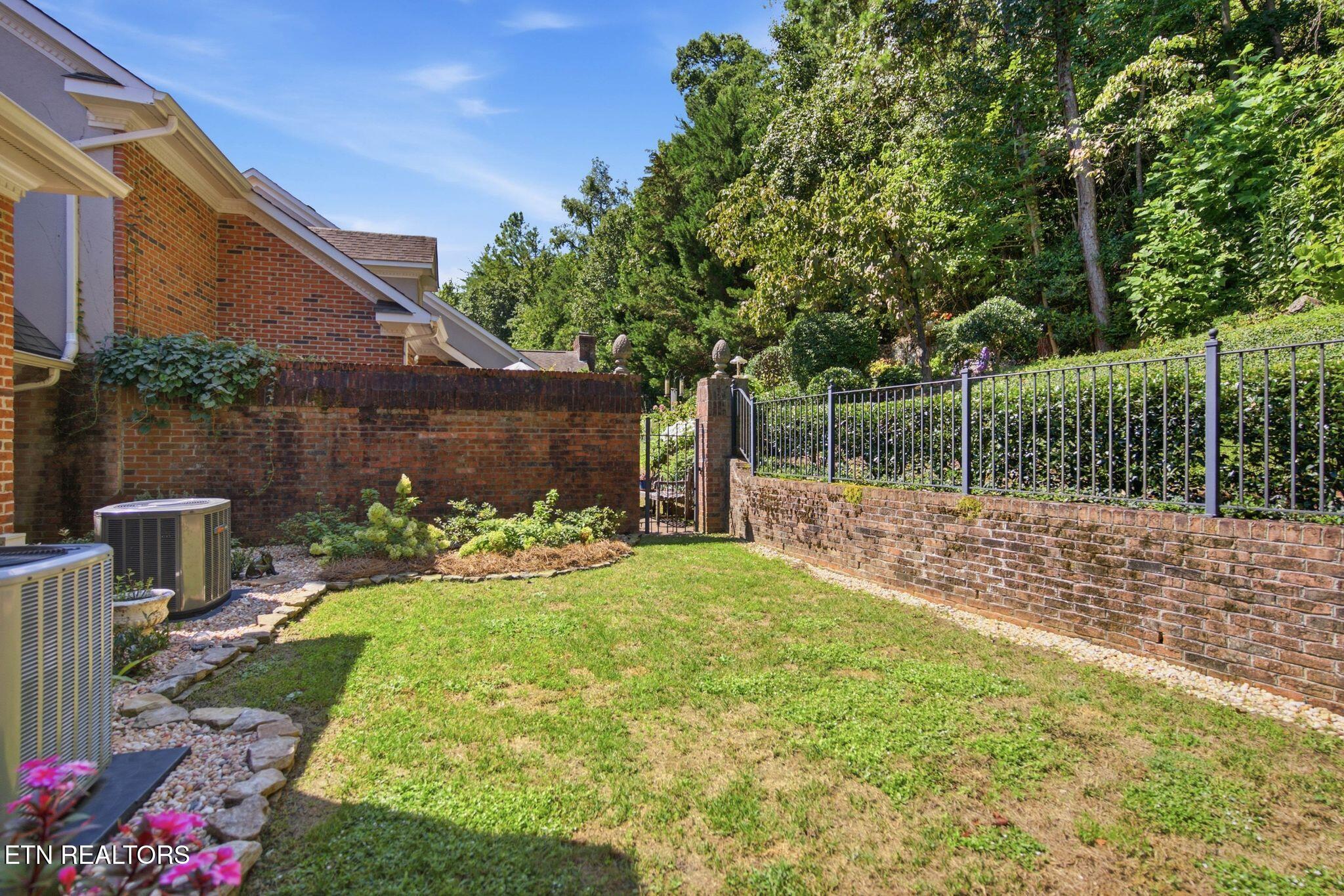 8507 Oxford Drive Knoxville TN 37922