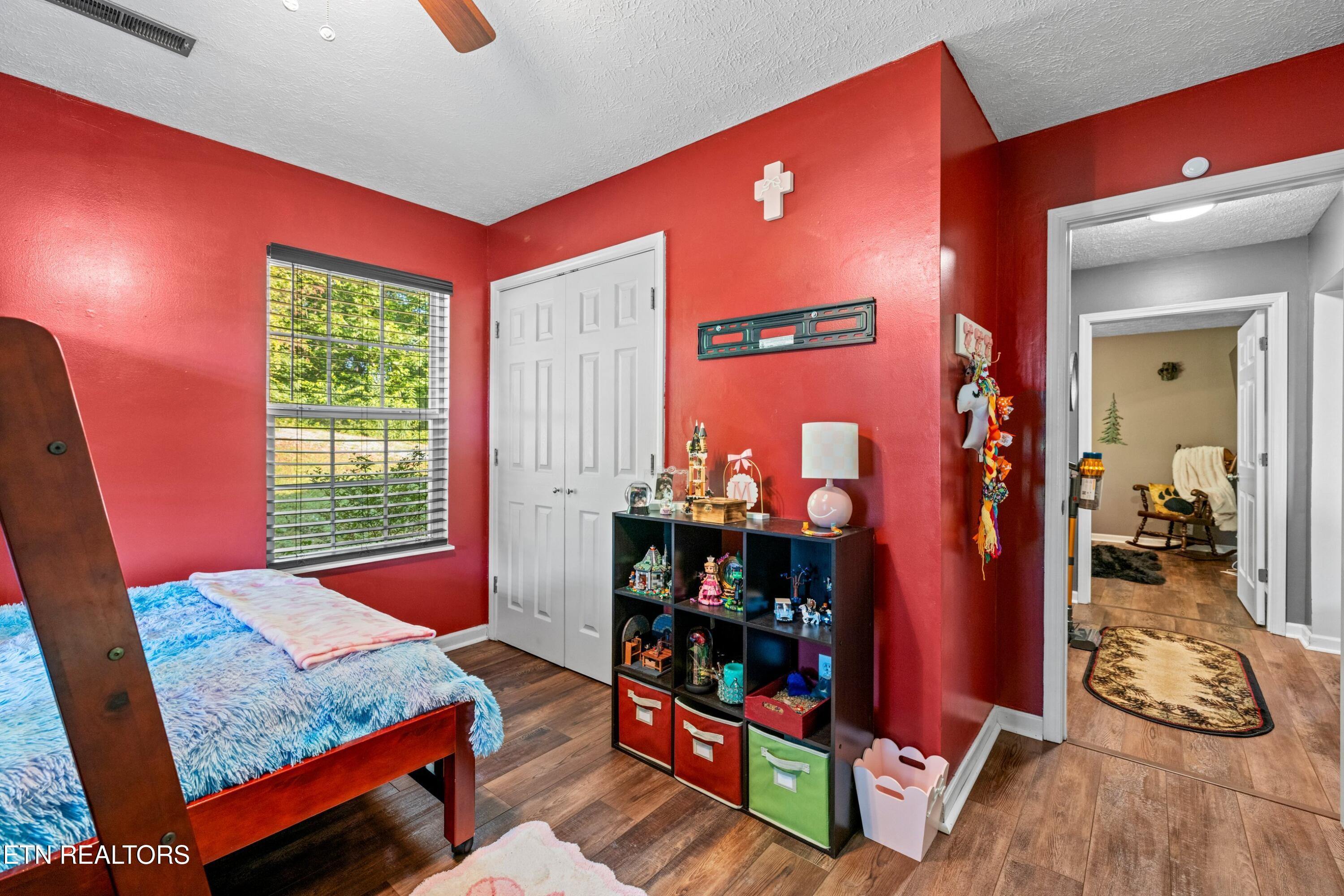 425 Glenns Lea Sevierville TN 37876