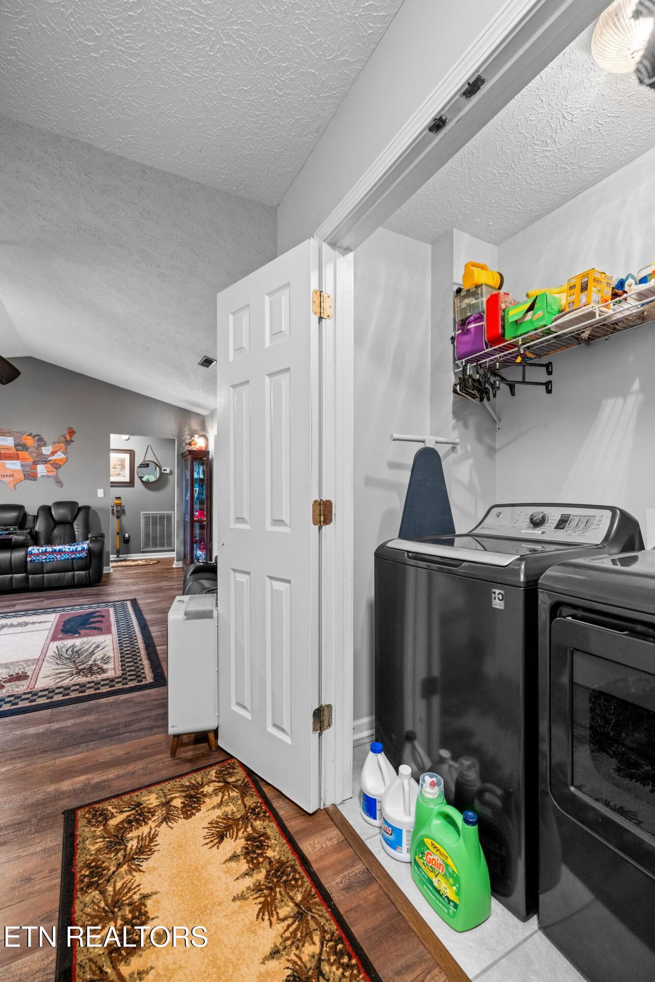 425 Glenns Lea Sevierville TN 37876