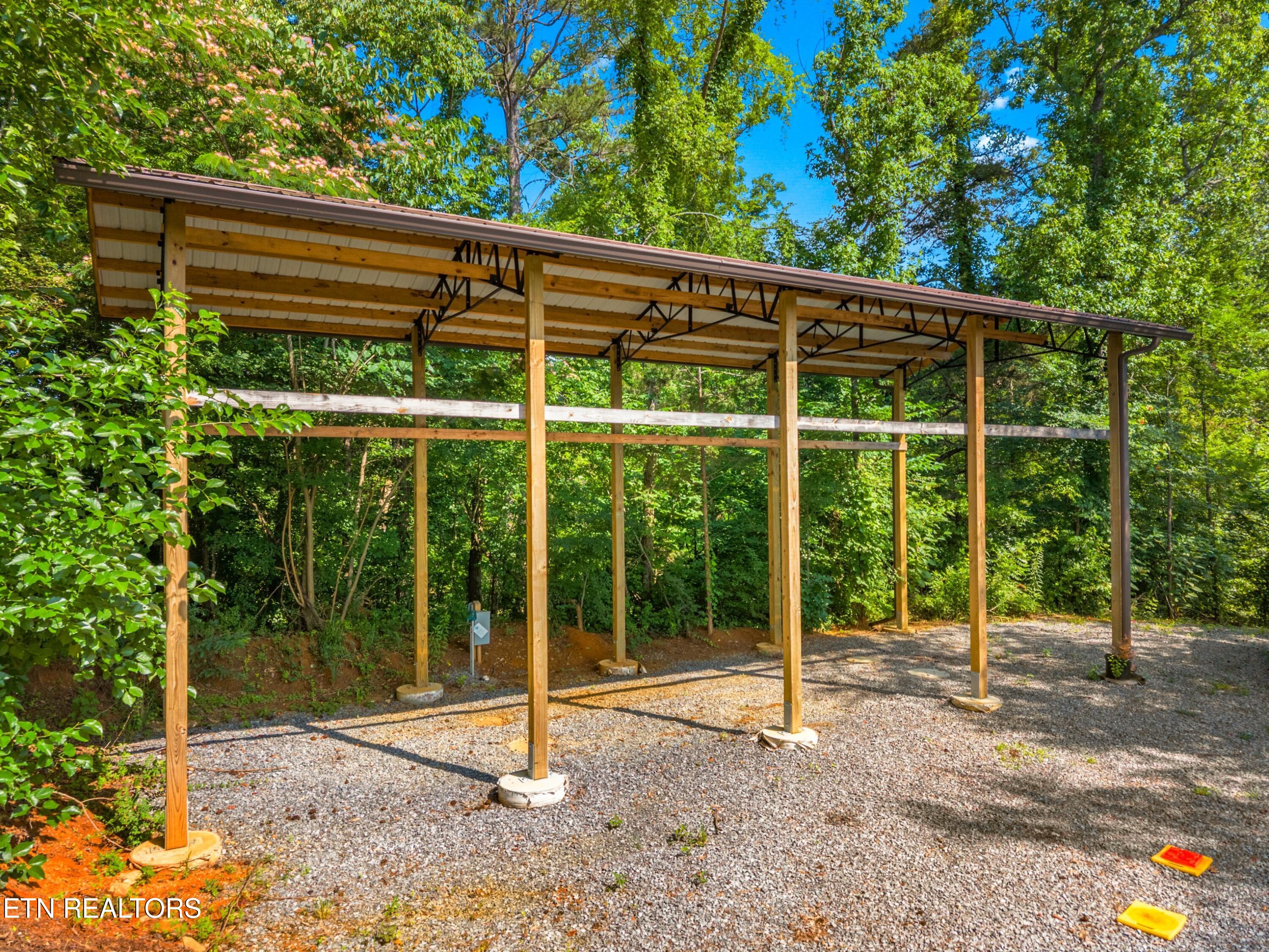425 Glenns Lea Sevierville TN 37876