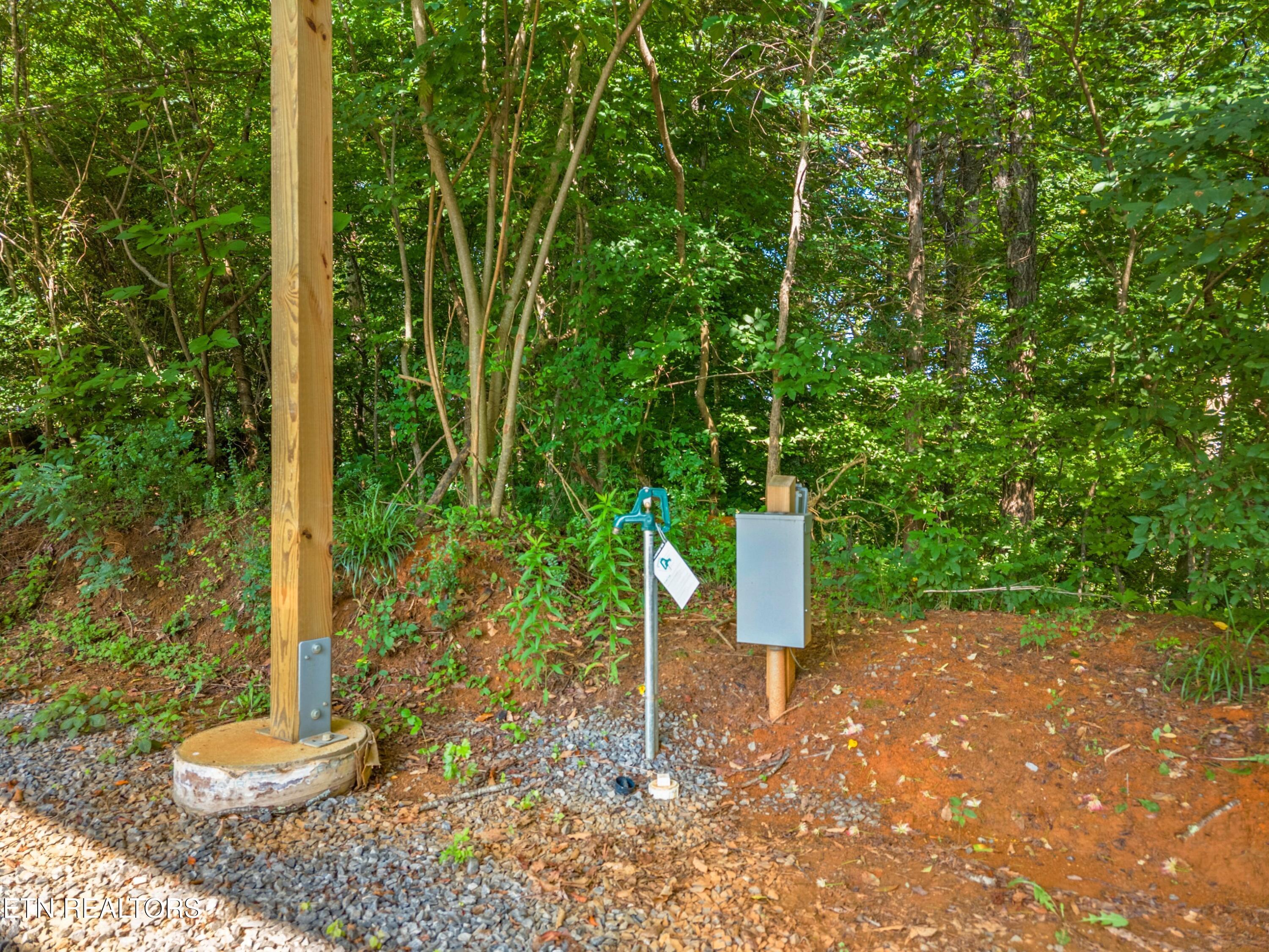 425 Glenns Lea Sevierville TN 37876