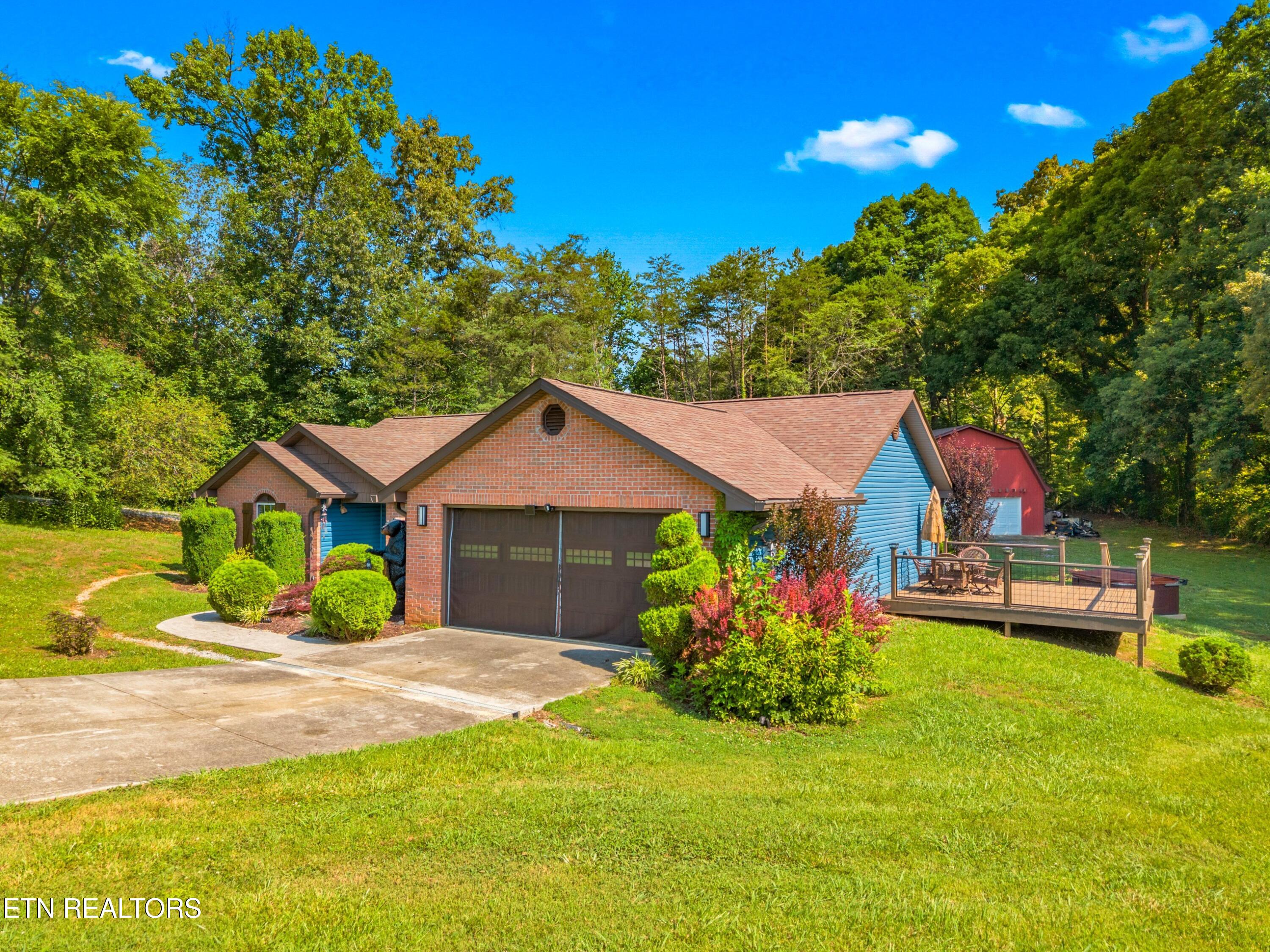 425 Glenns Lea Sevierville TN 37876