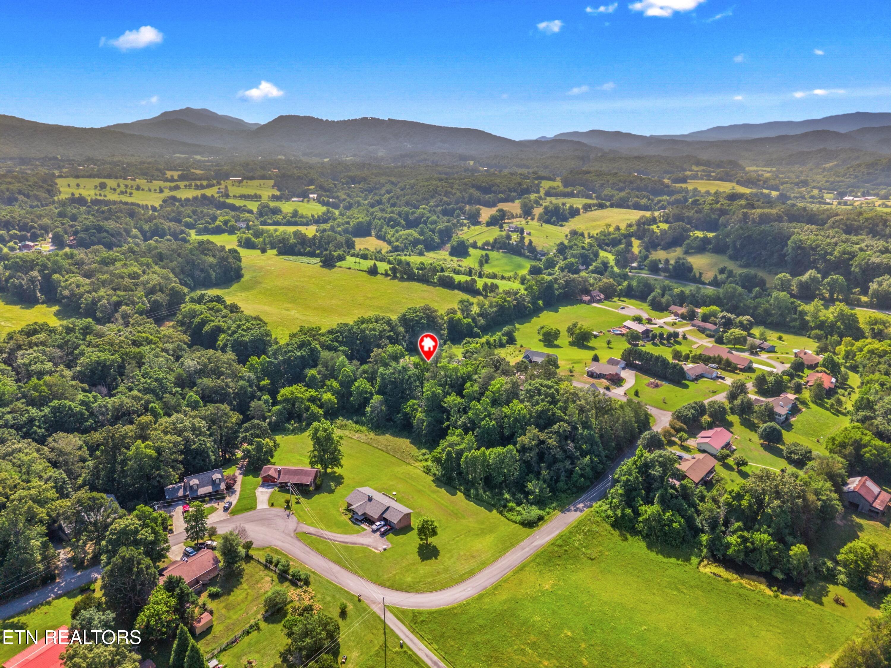 425 Glenns Lea Sevierville TN 37876