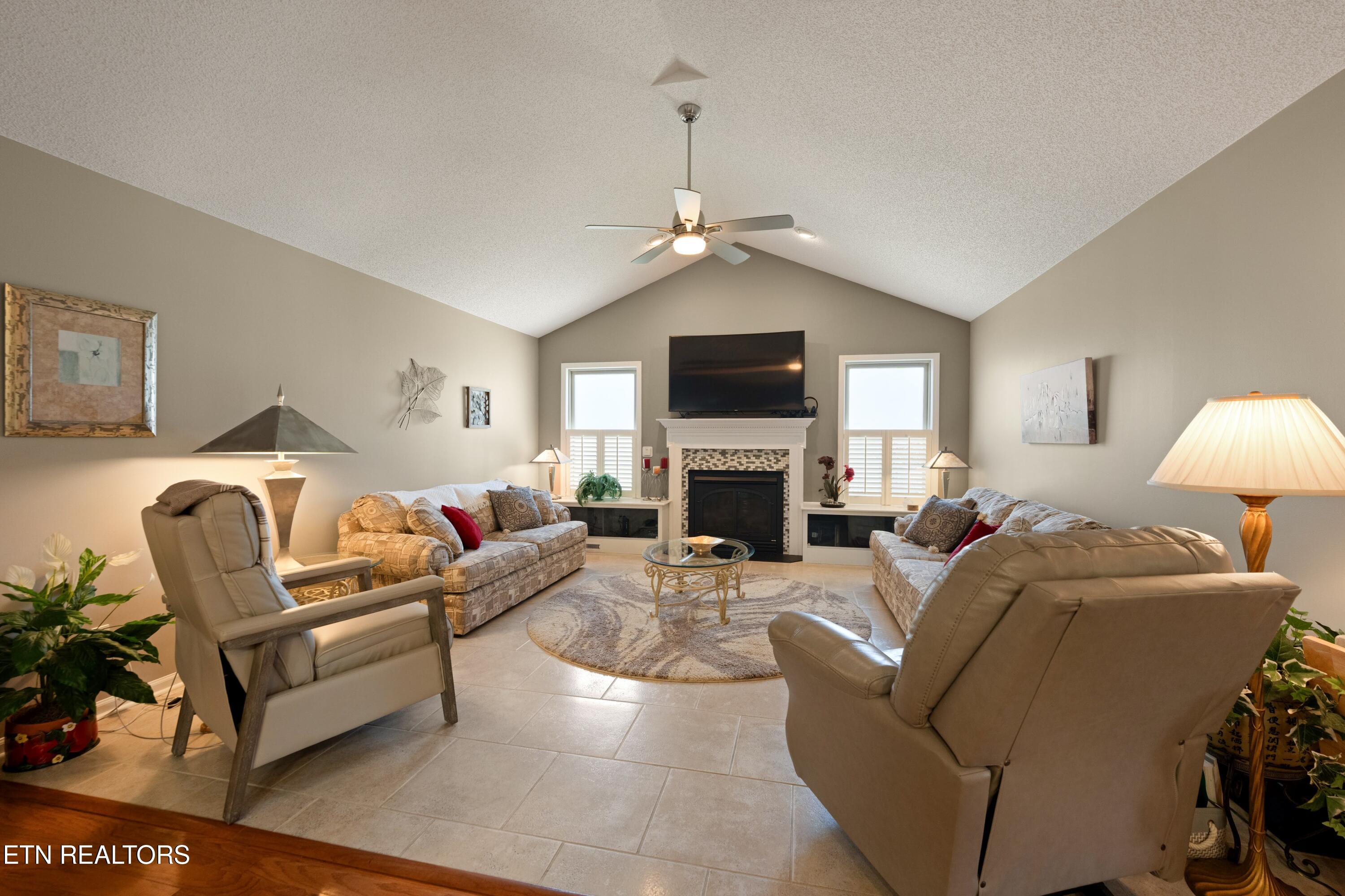556 Woodgate Drive Crossville TN 38571