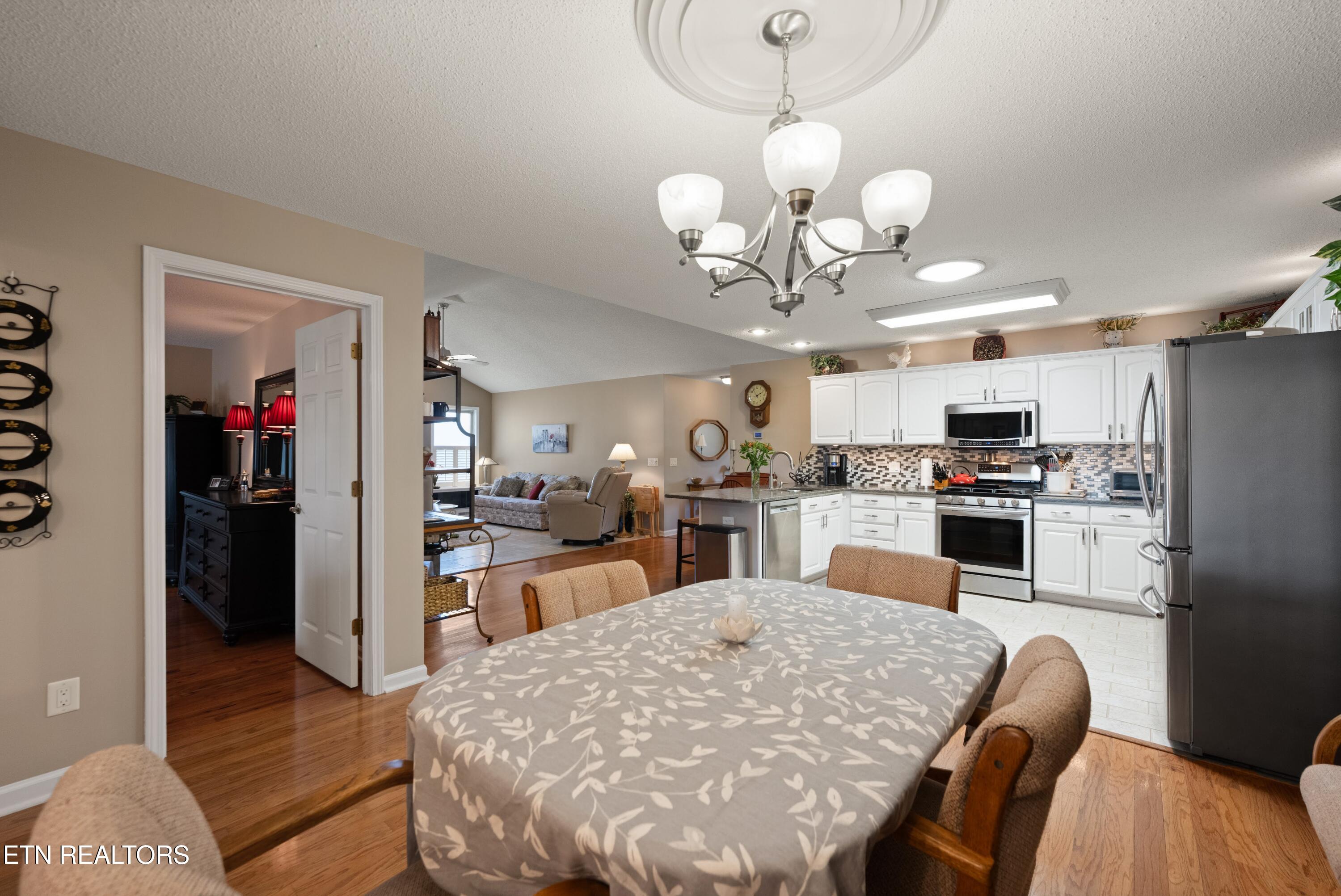 556 Woodgate Drive Crossville TN 38571
