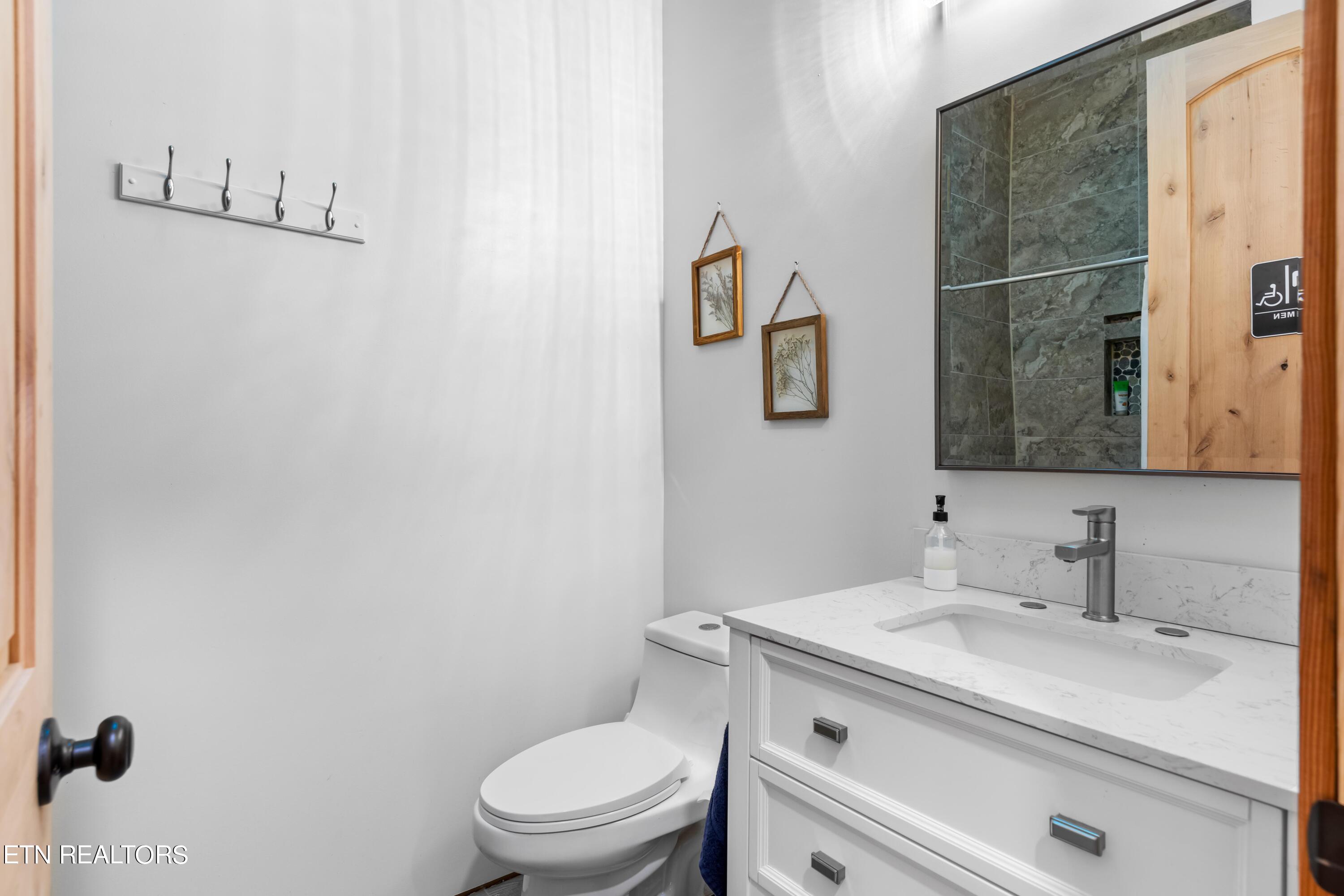 157 Foust Hollow Road Heiskell TN 37754