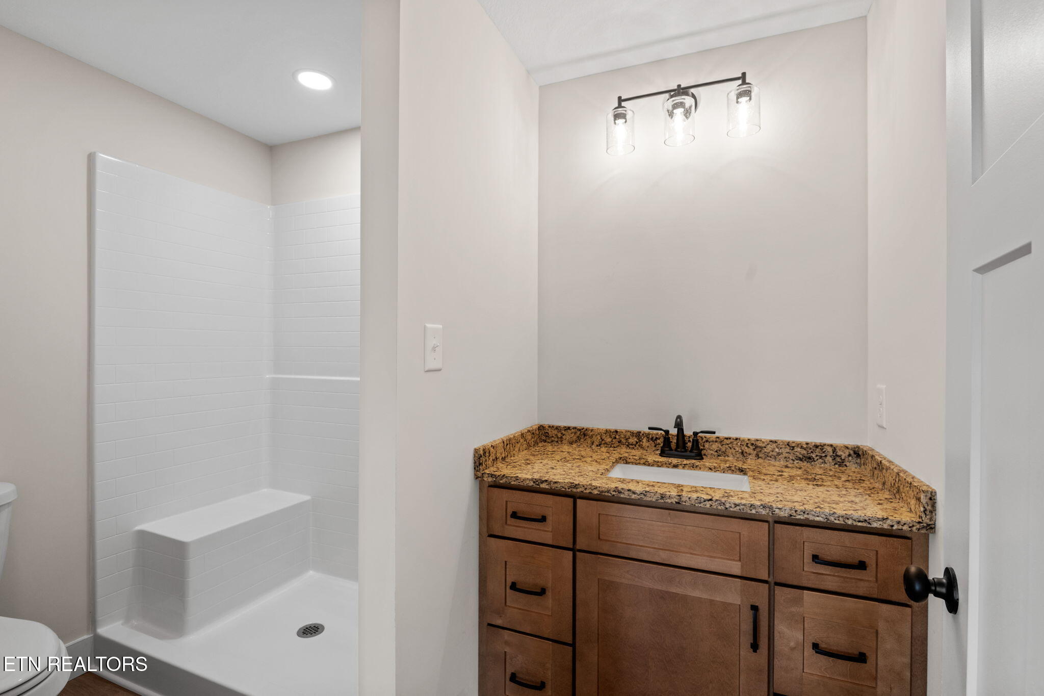 518 Blockhouse Valley Road Clinton TN 37716