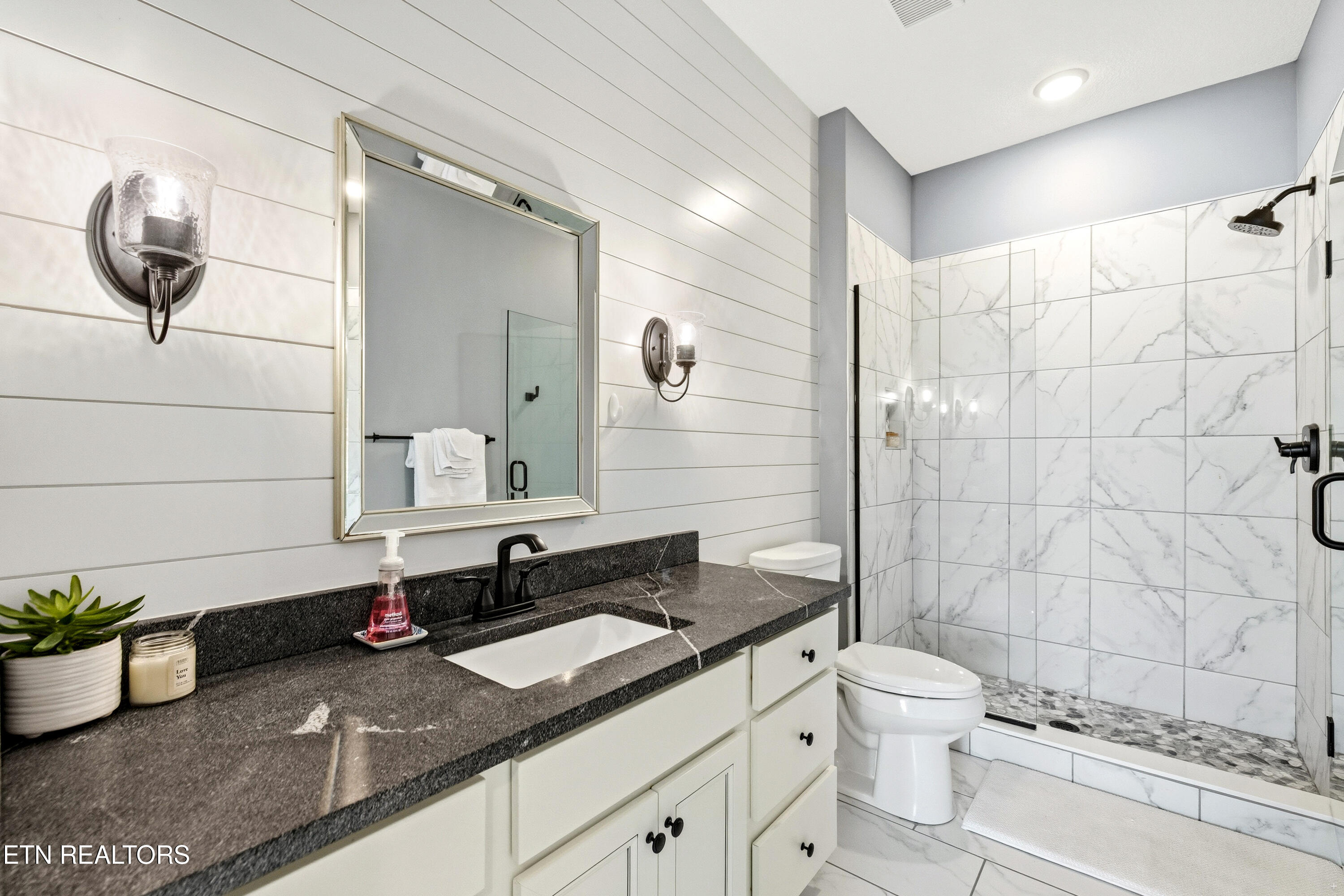 2014 Mystic Ridge Road Knoxville TN 37922