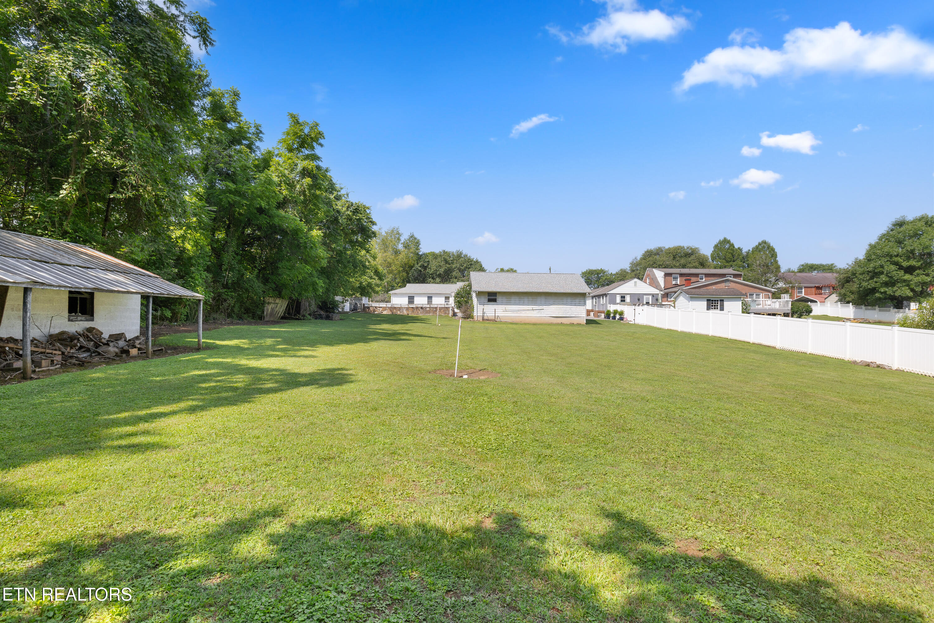 4950 Beverly Road Knoxville TN 37918