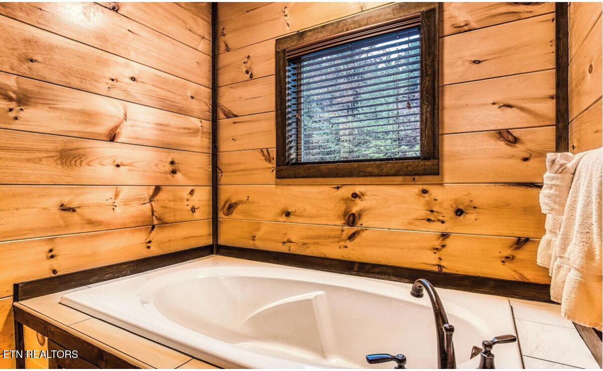 1775 Bluff Ridge Road Sevierville TN 37876