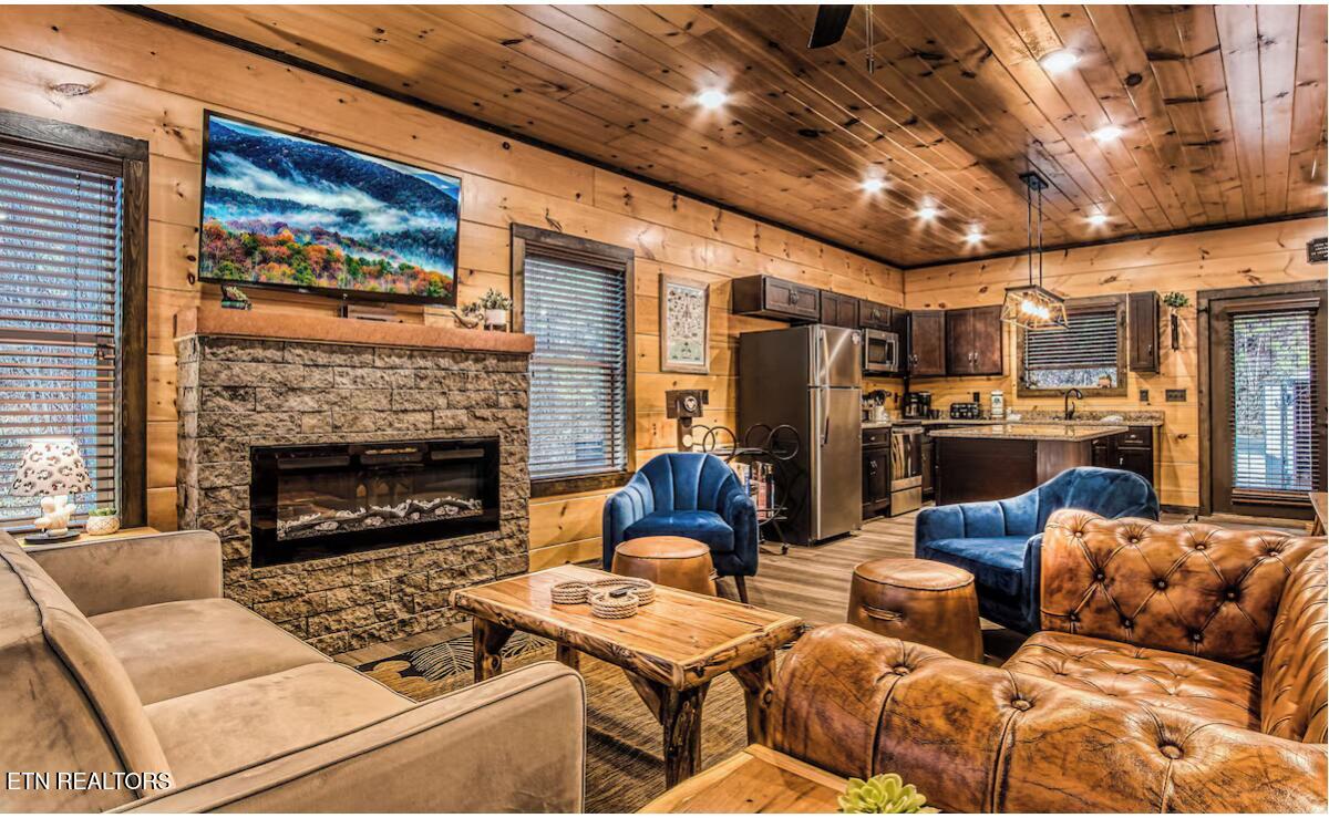 1775 Bluff Ridge Road Sevierville TN 37876