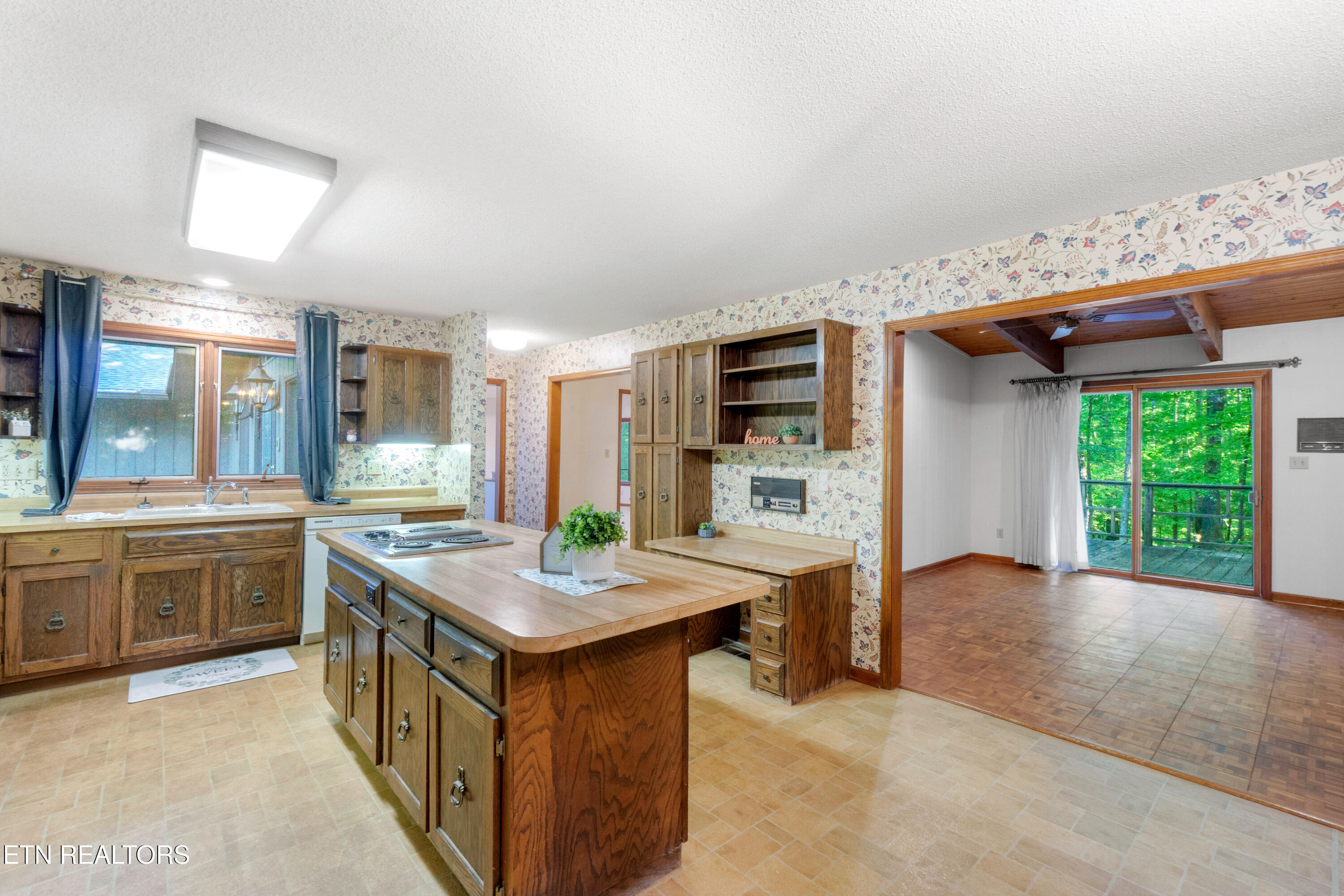 161 County Road 574 Englewood TN 37329
