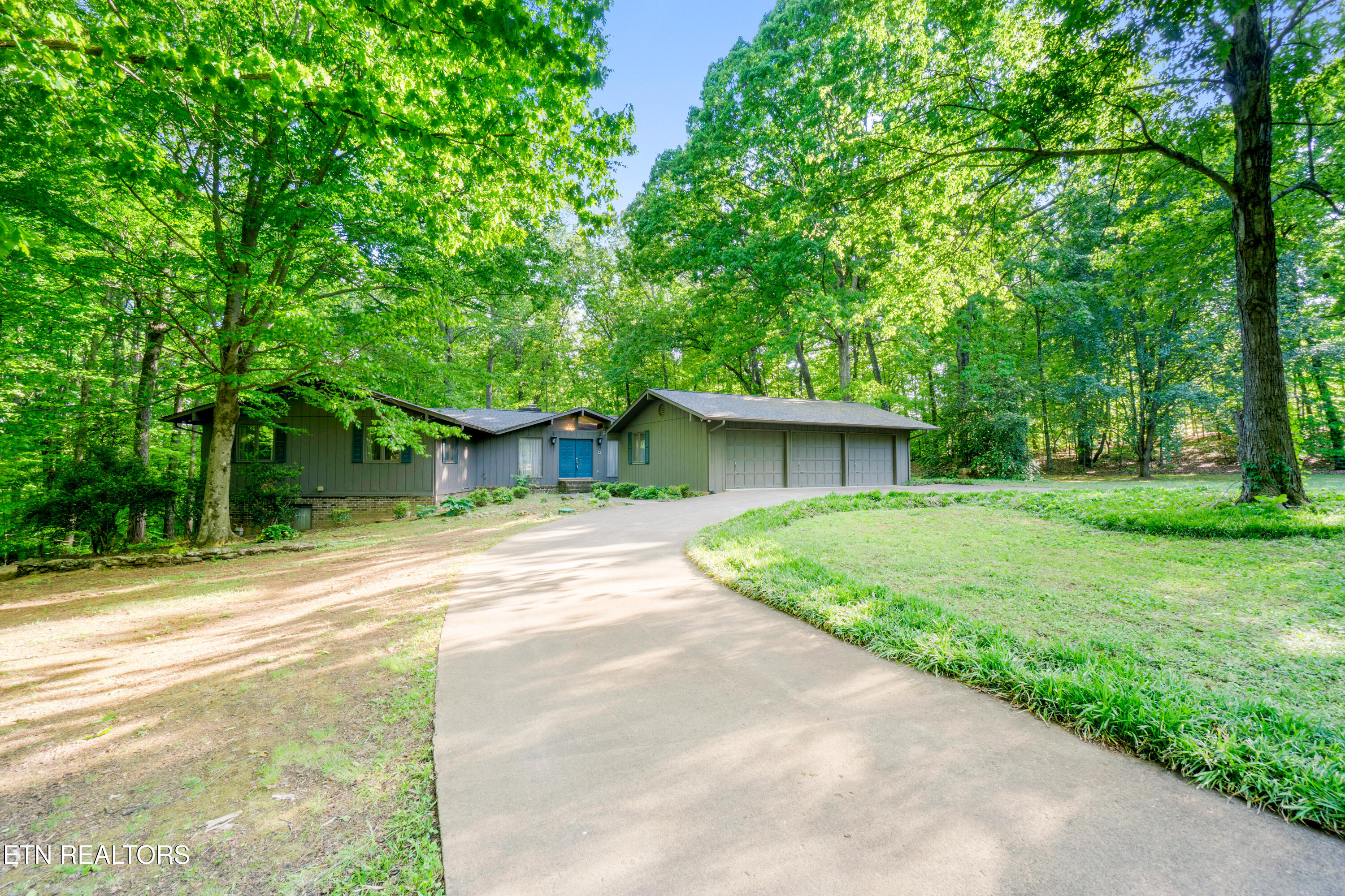 161 County Road 574 Englewood TN 37329
