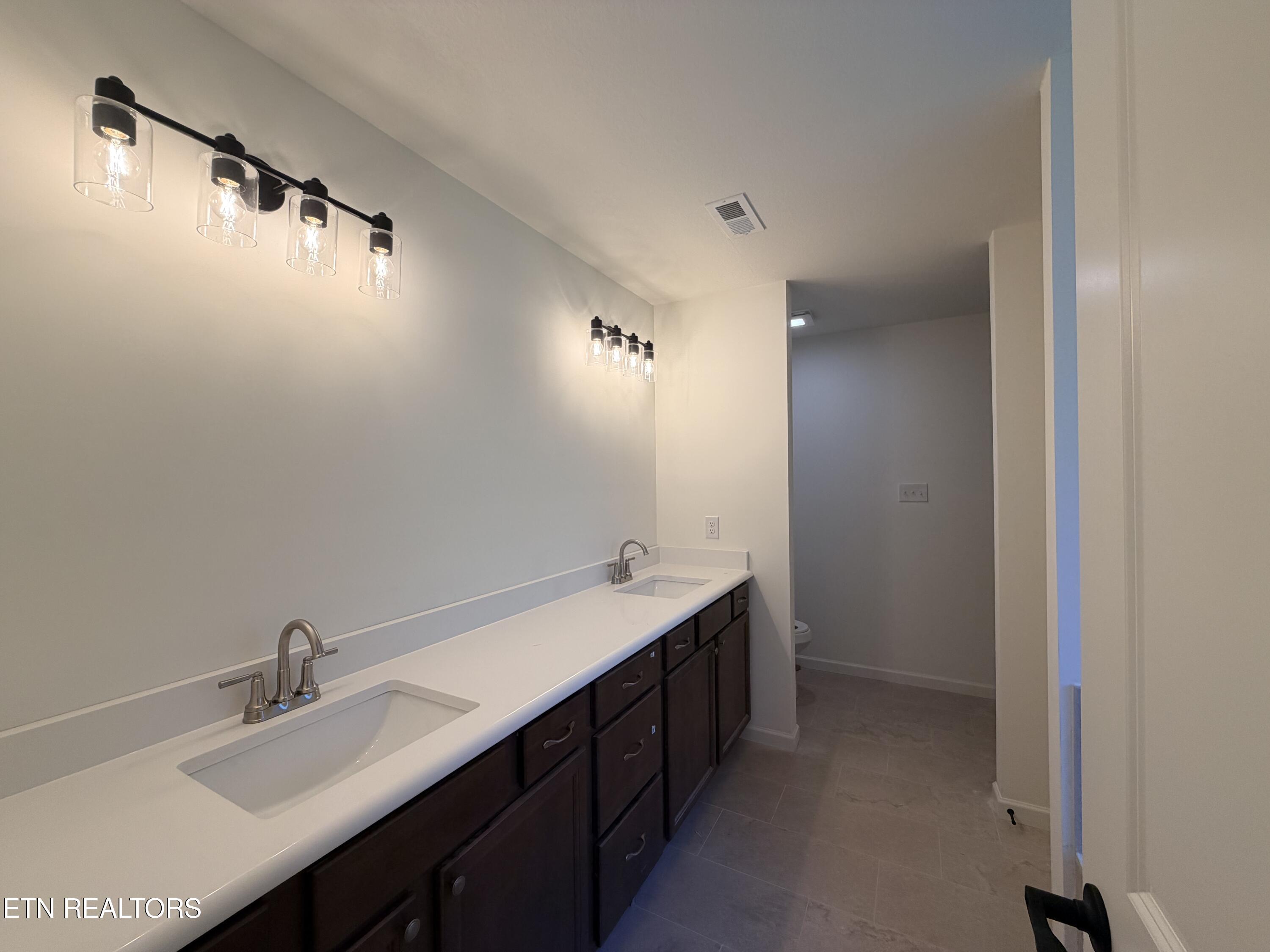 8915 Twisted Willow Lane Knoxville TN 37931