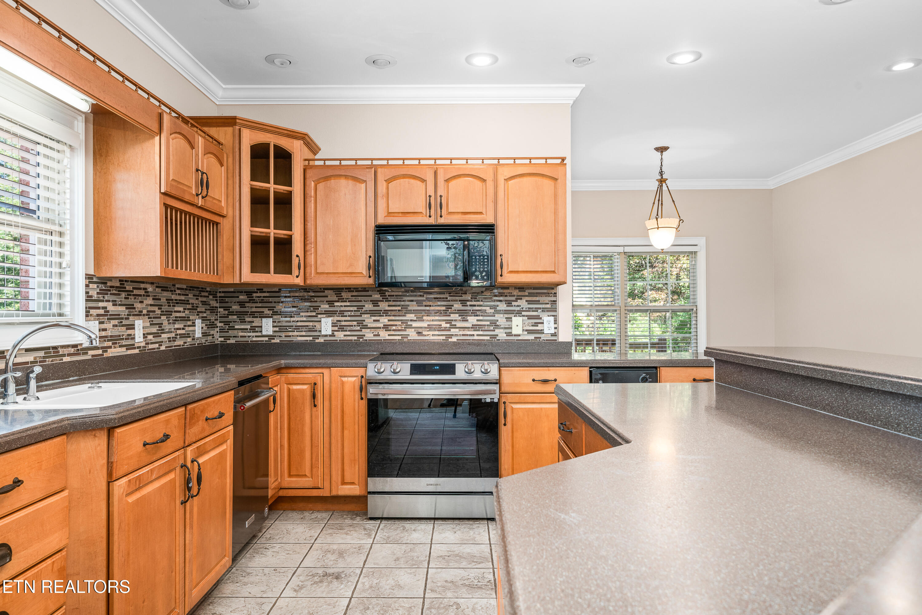 435 Magnolia Lane Crossville TN 38555
