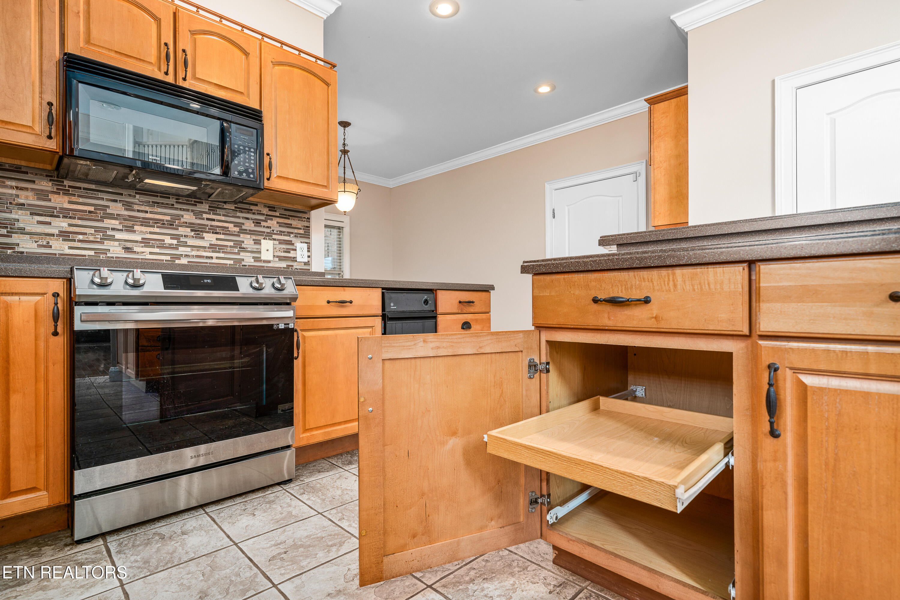 435 Magnolia Lane Crossville TN 38555