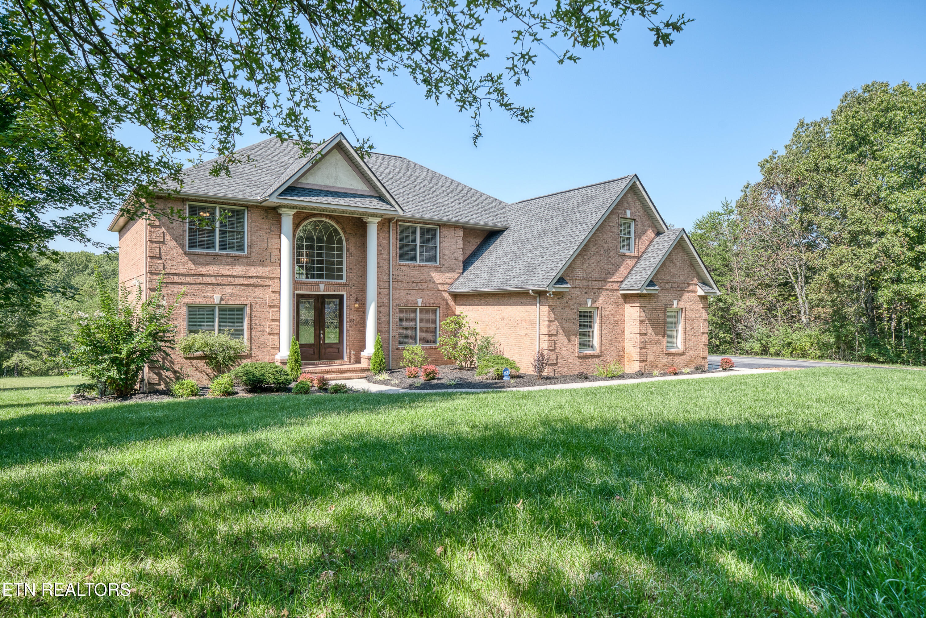 435 Magnolia Lane Crossville TN 38555