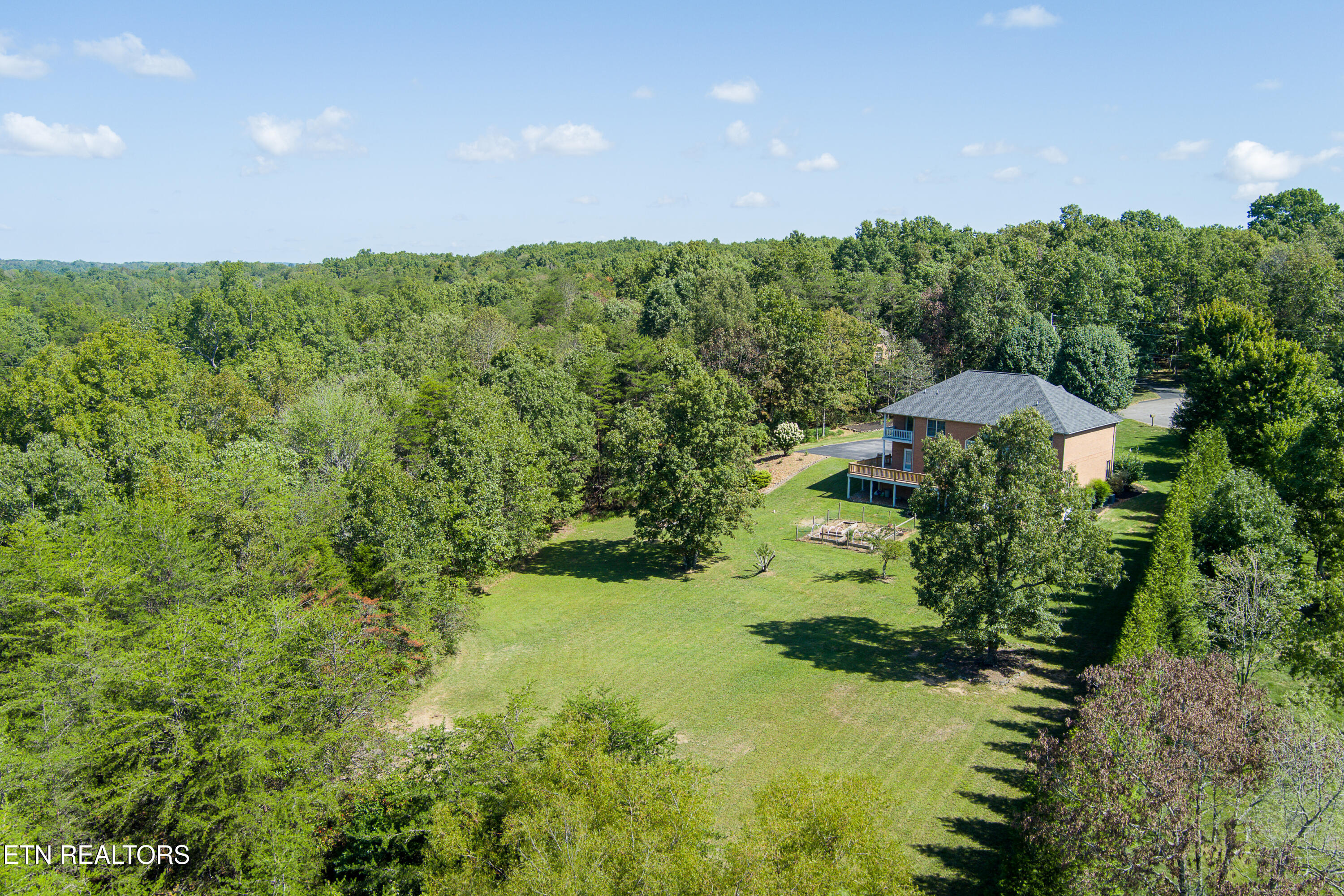 435 Magnolia Lane Crossville TN 38555
