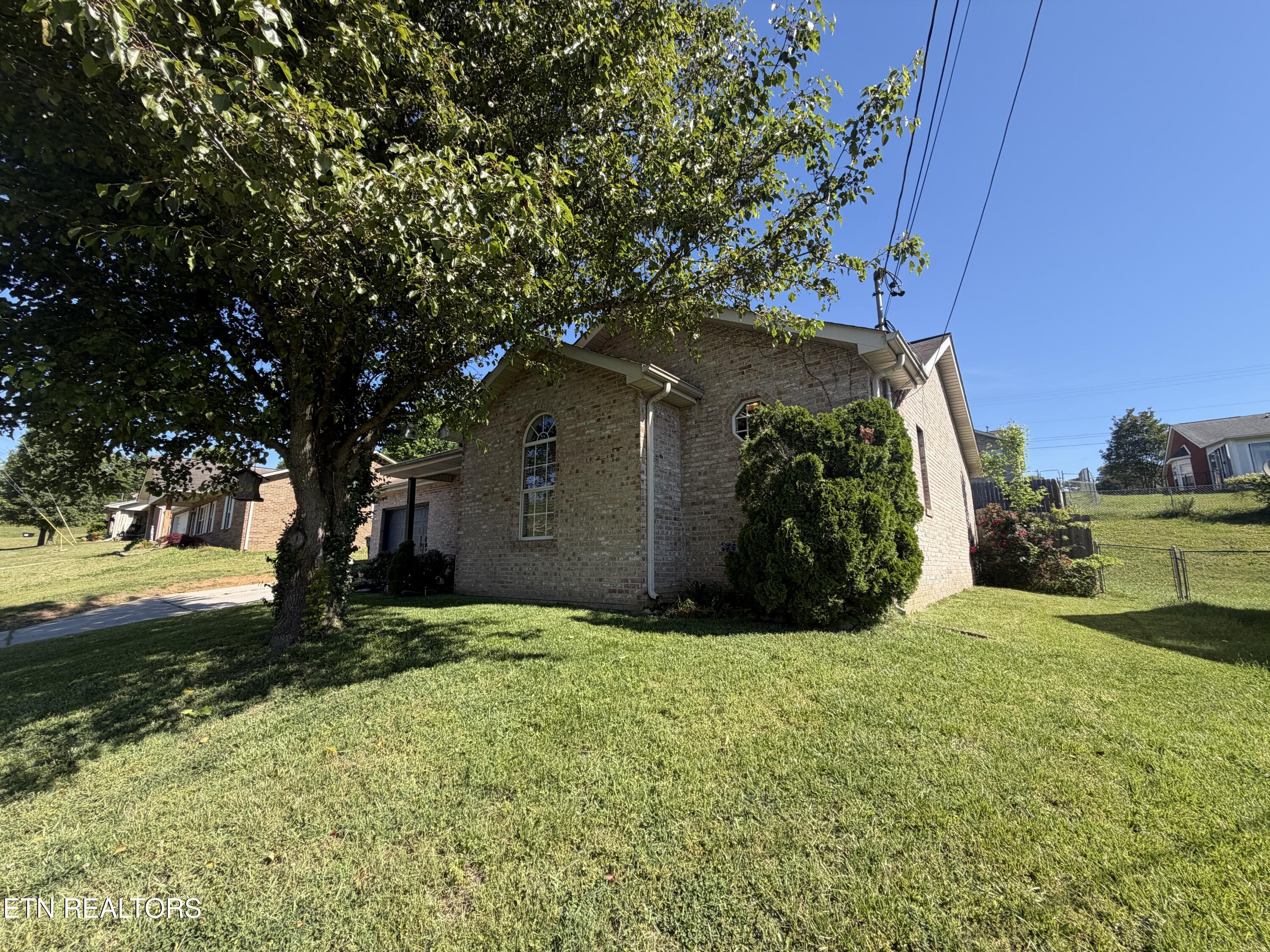 8134 Marsala Lane Knoxville TN 37938