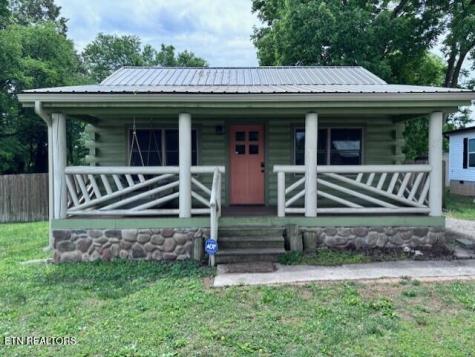 909 W Morris Street Sweetwater TN 37874