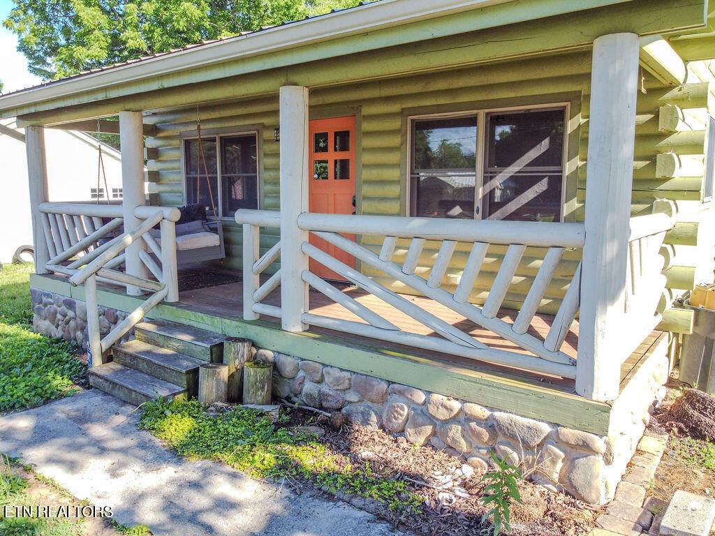 909 W Morris Street Sweetwater TN 37874