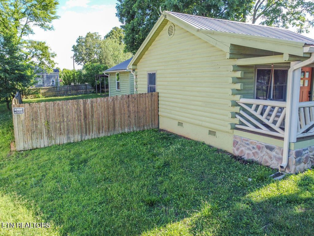 909 W Morris Street Sweetwater TN 37874