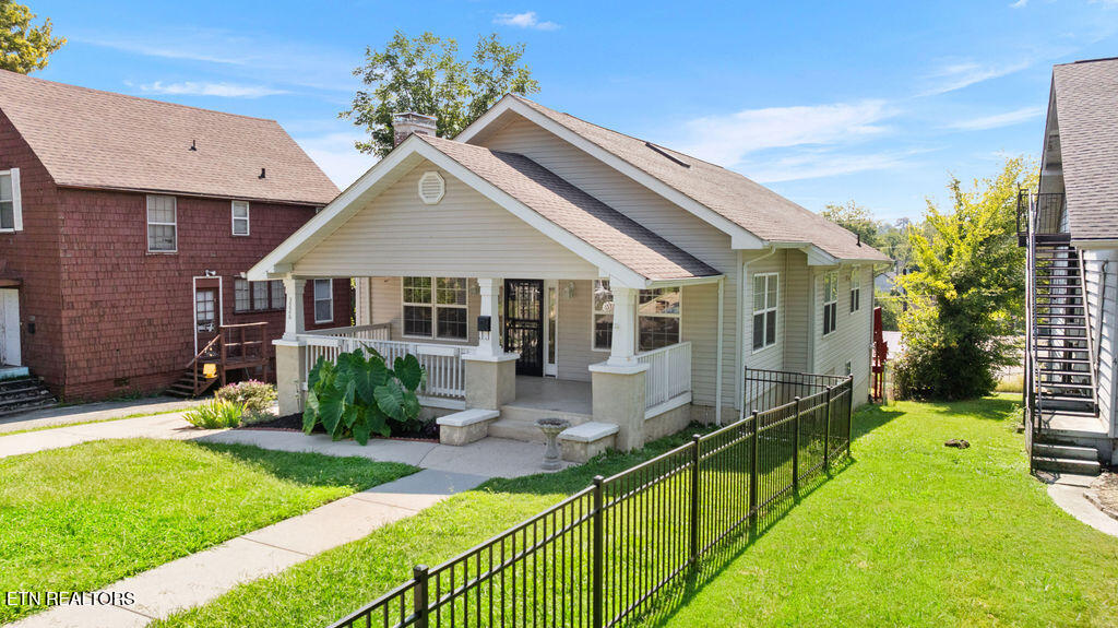 3226 E 5th Avenue Knoxville TN 37914
