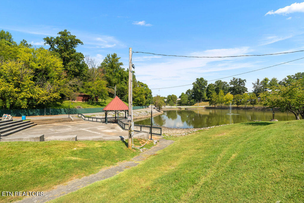 3226 E 5th Avenue Knoxville TN 37914