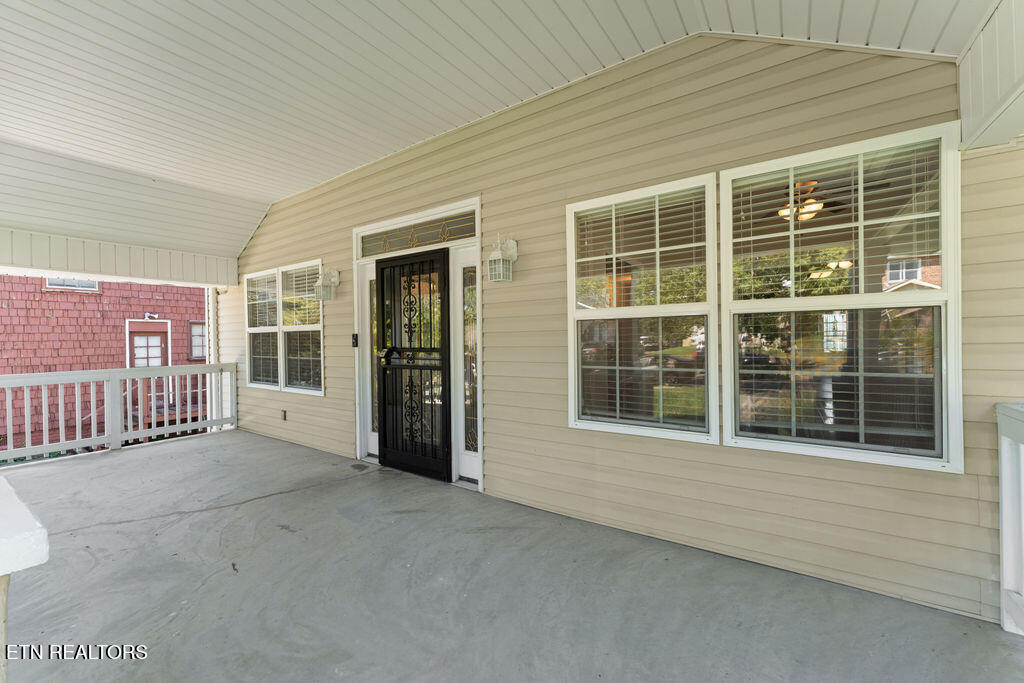 3226 E 5th Avenue Knoxville TN 37914
