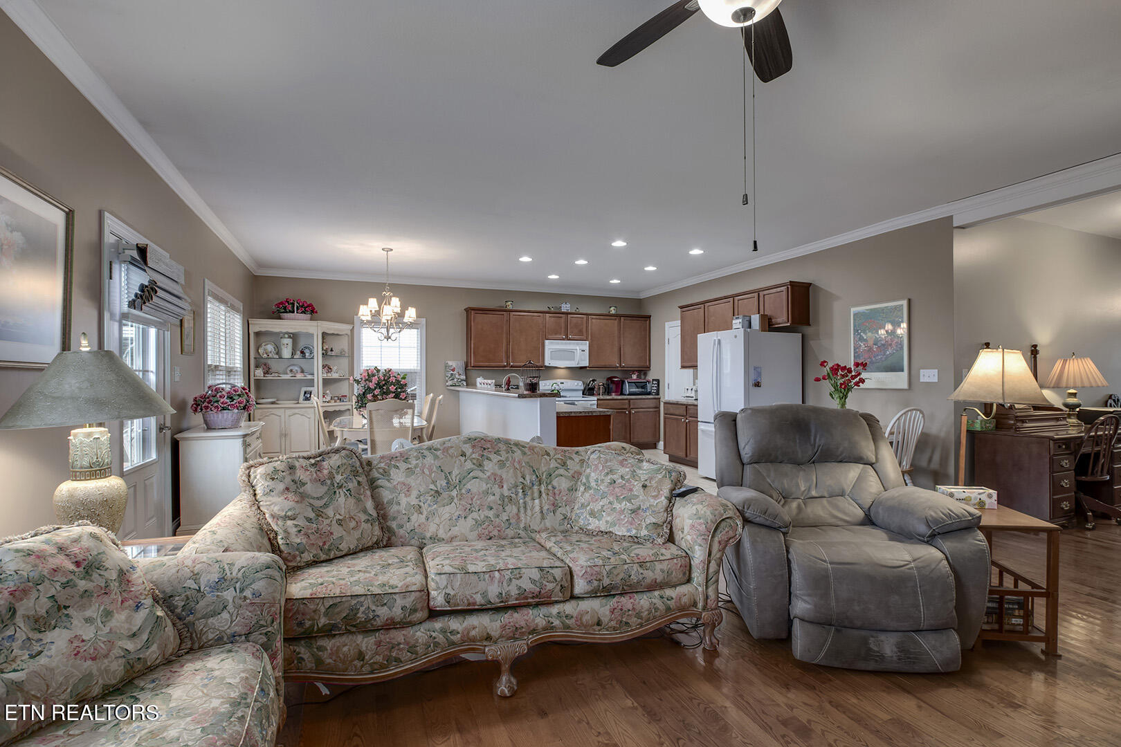 114 Millstone Circle Clinton TN 37716