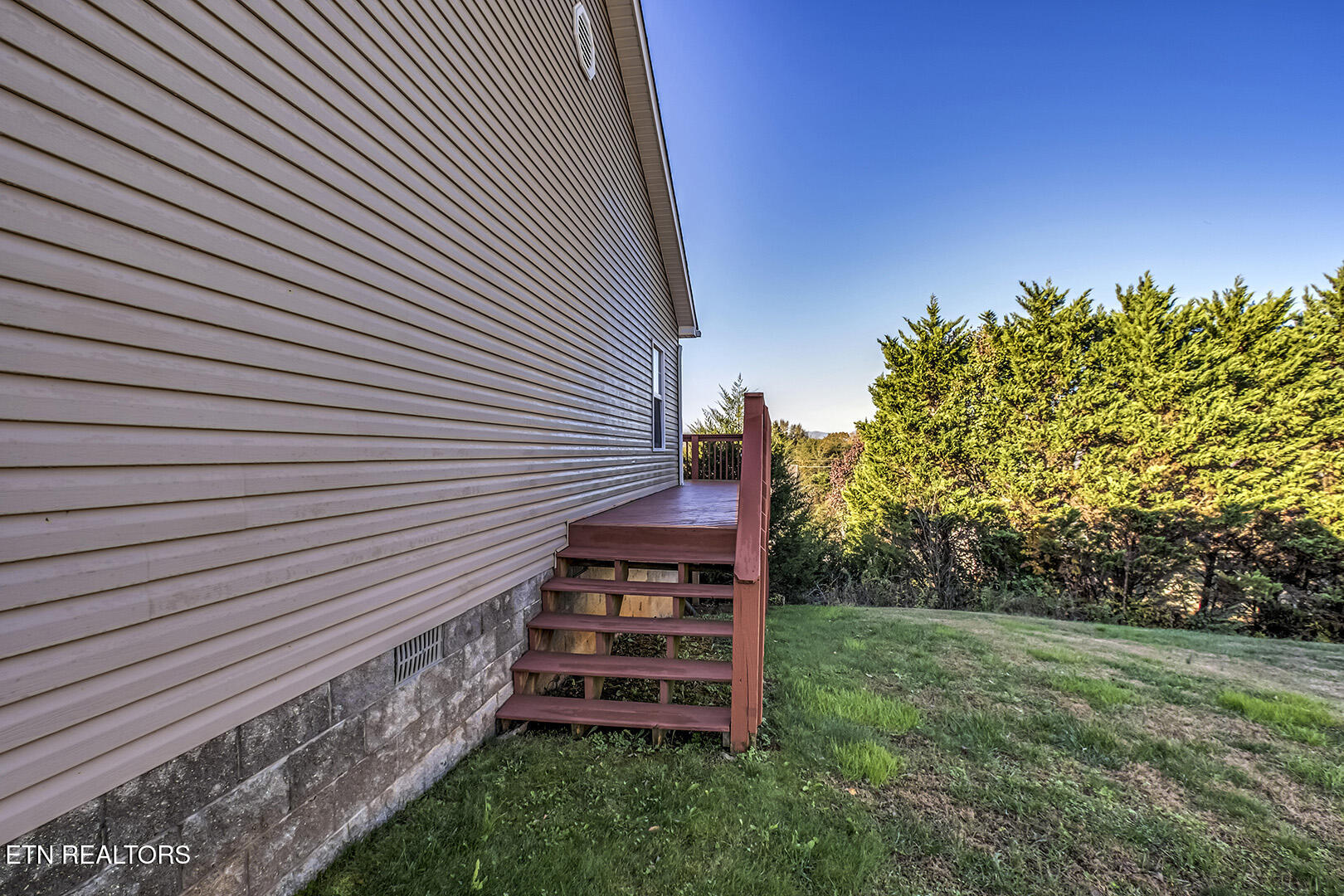 114 Millstone Circle Clinton TN 37716