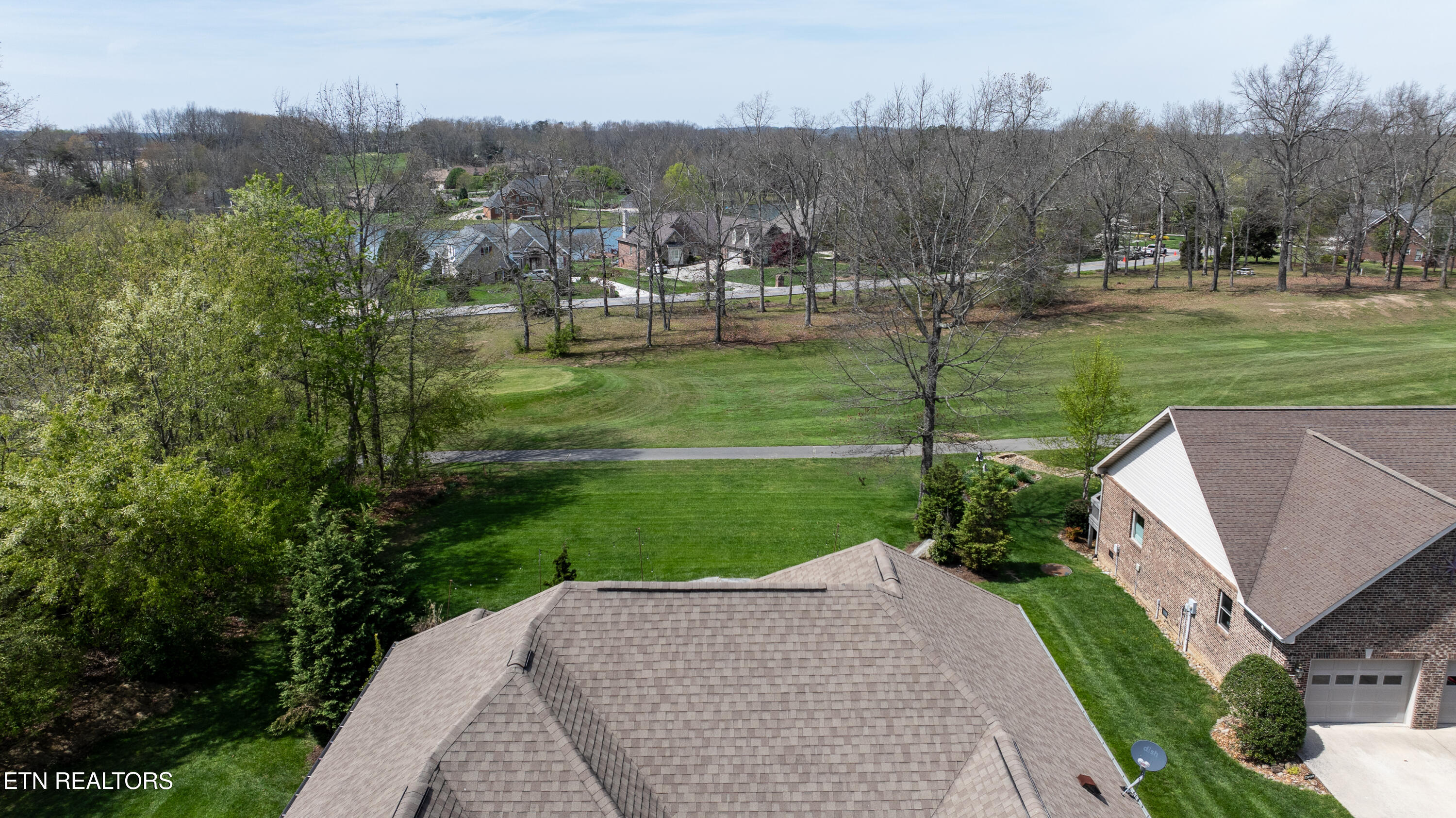 299 E Deer Creek Drive Crossville TN 38571